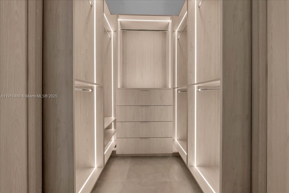 MARCO BEACH UNIT 3 - Residential