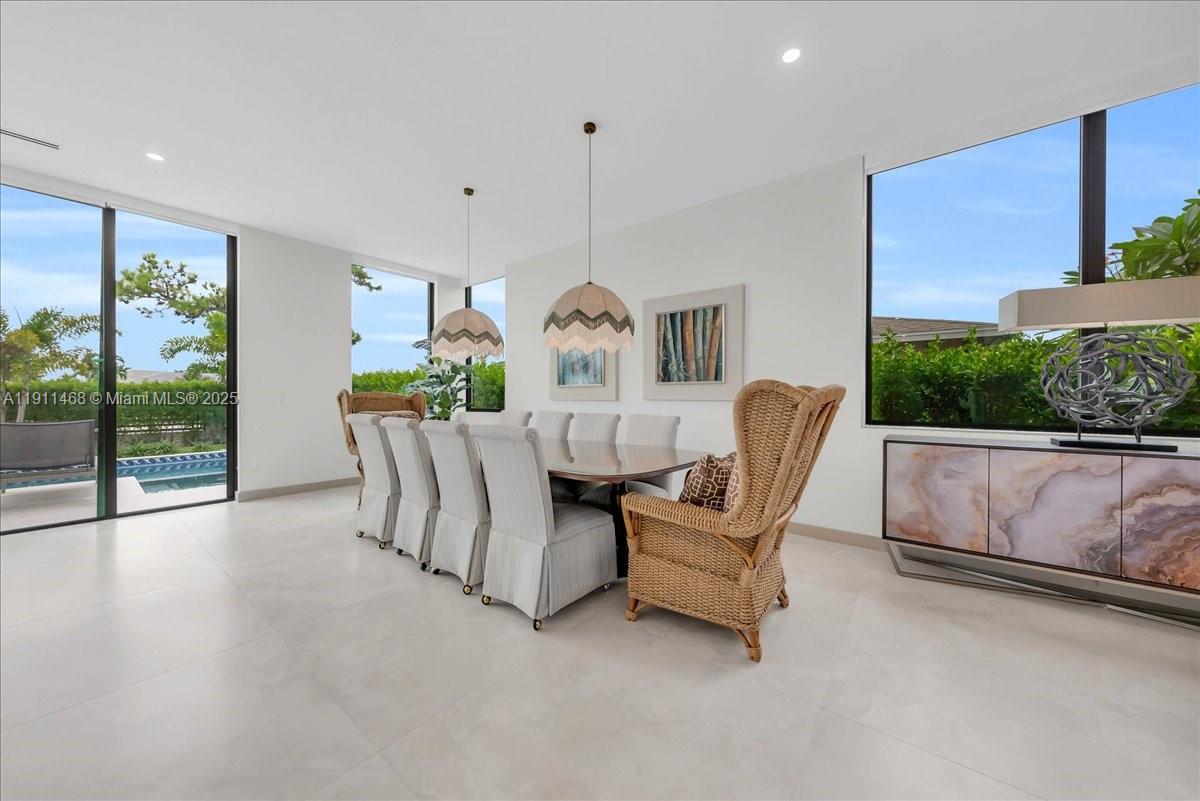 MARCO BEACH UNIT 3 - Residential