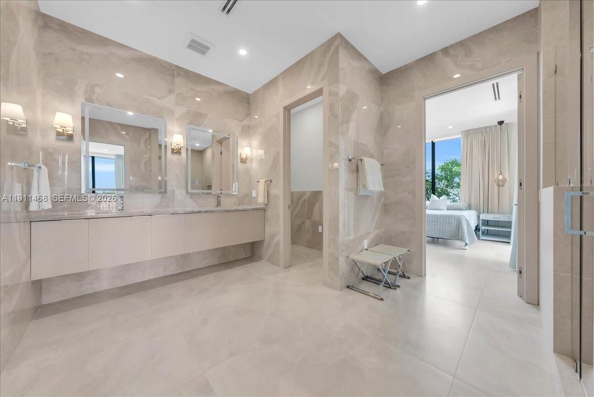 MARCO BEACH UNIT 3 - Residential