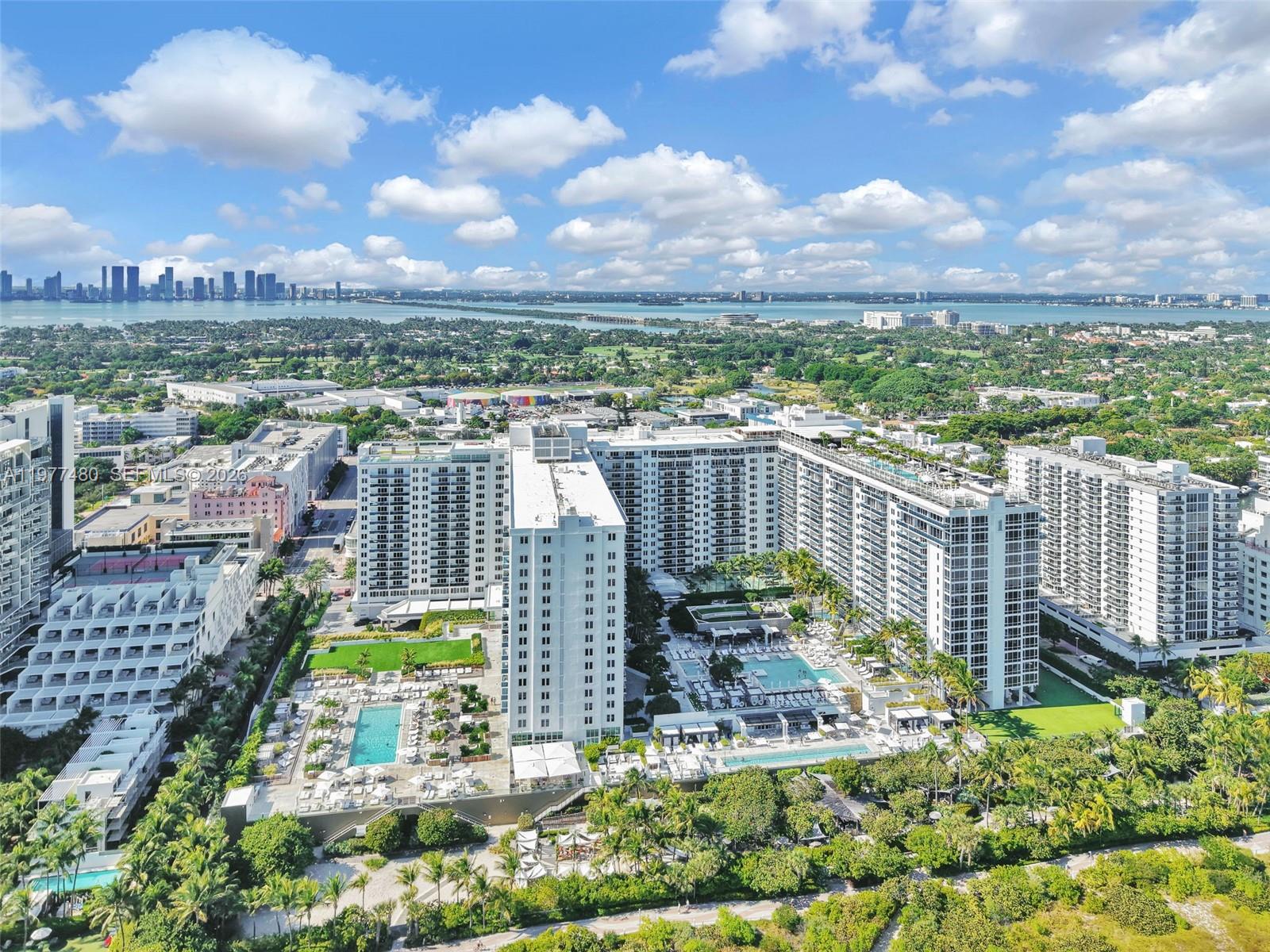 RONEY PALACE CONDO - Residential