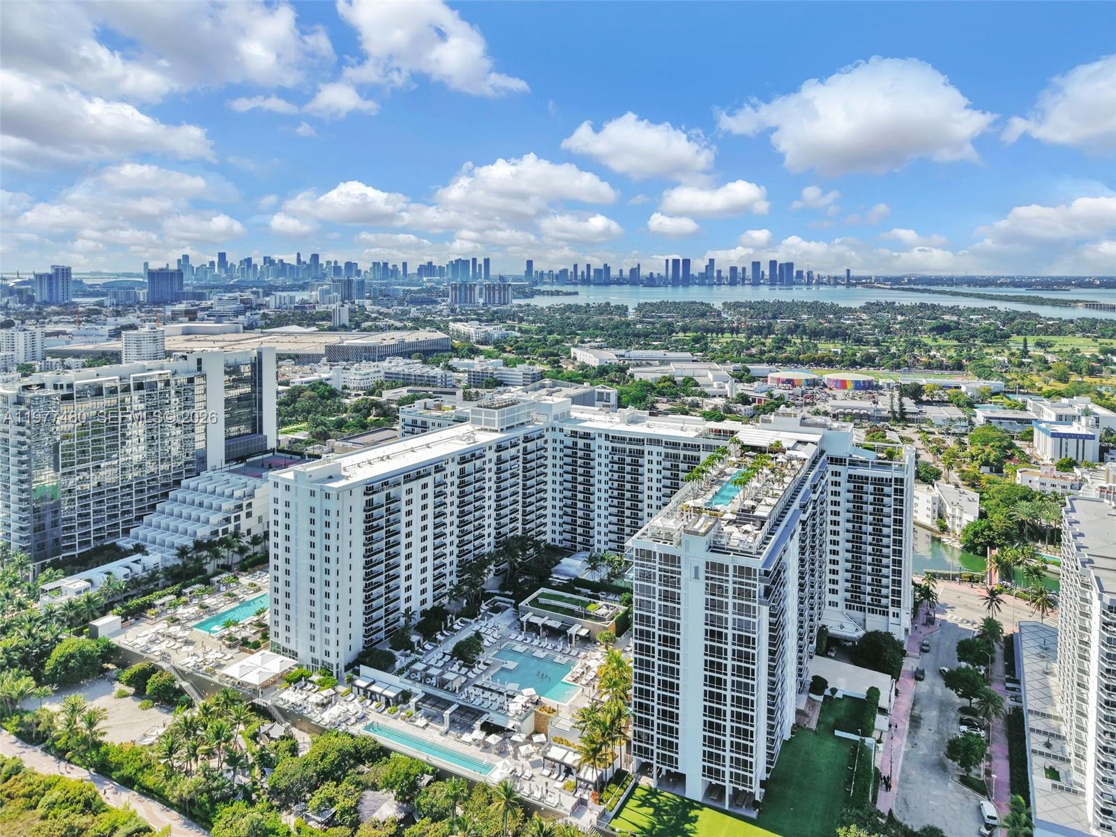 RONEY PALACE CONDO - Residential