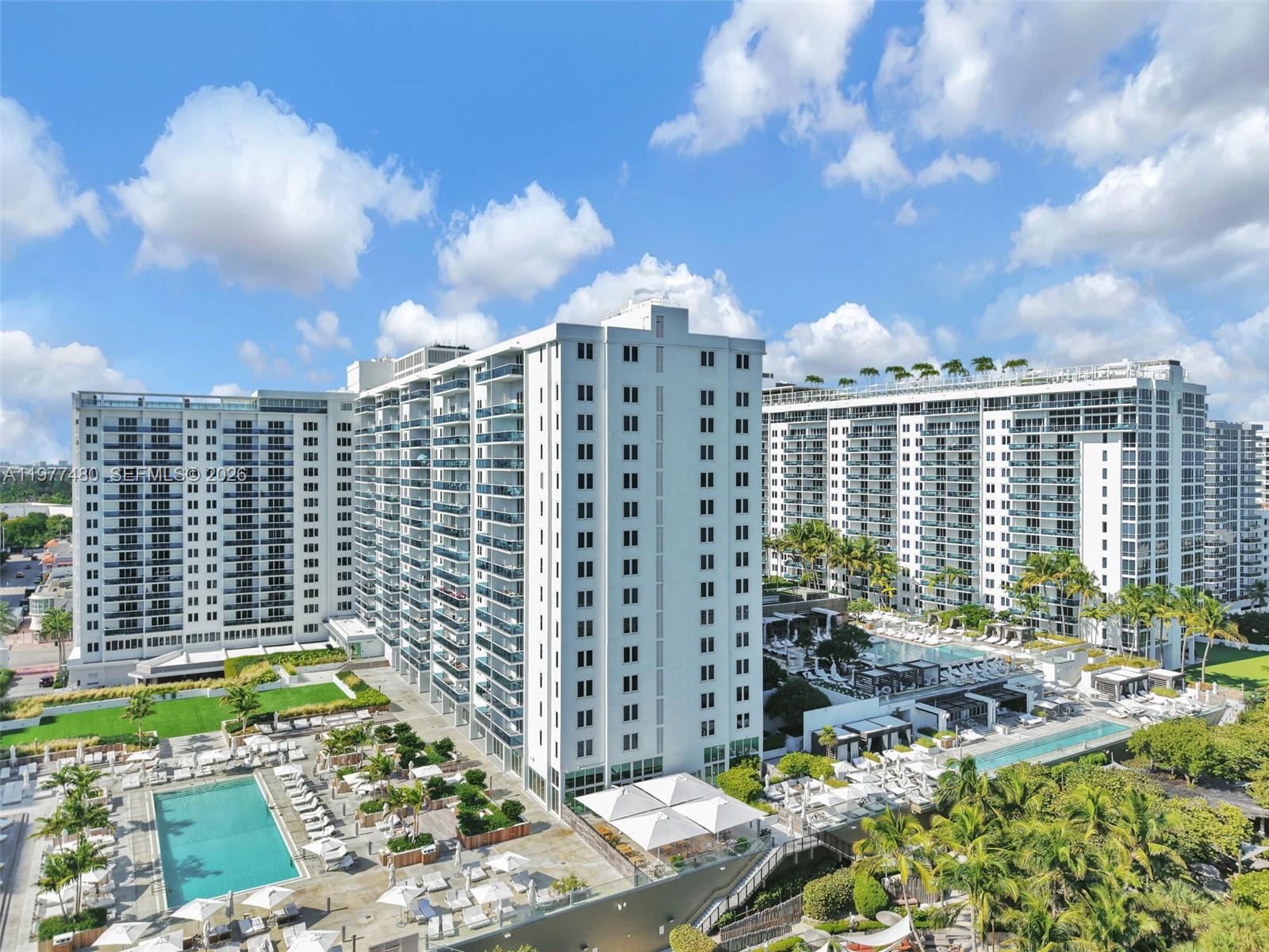 2301 Collins Ave 802