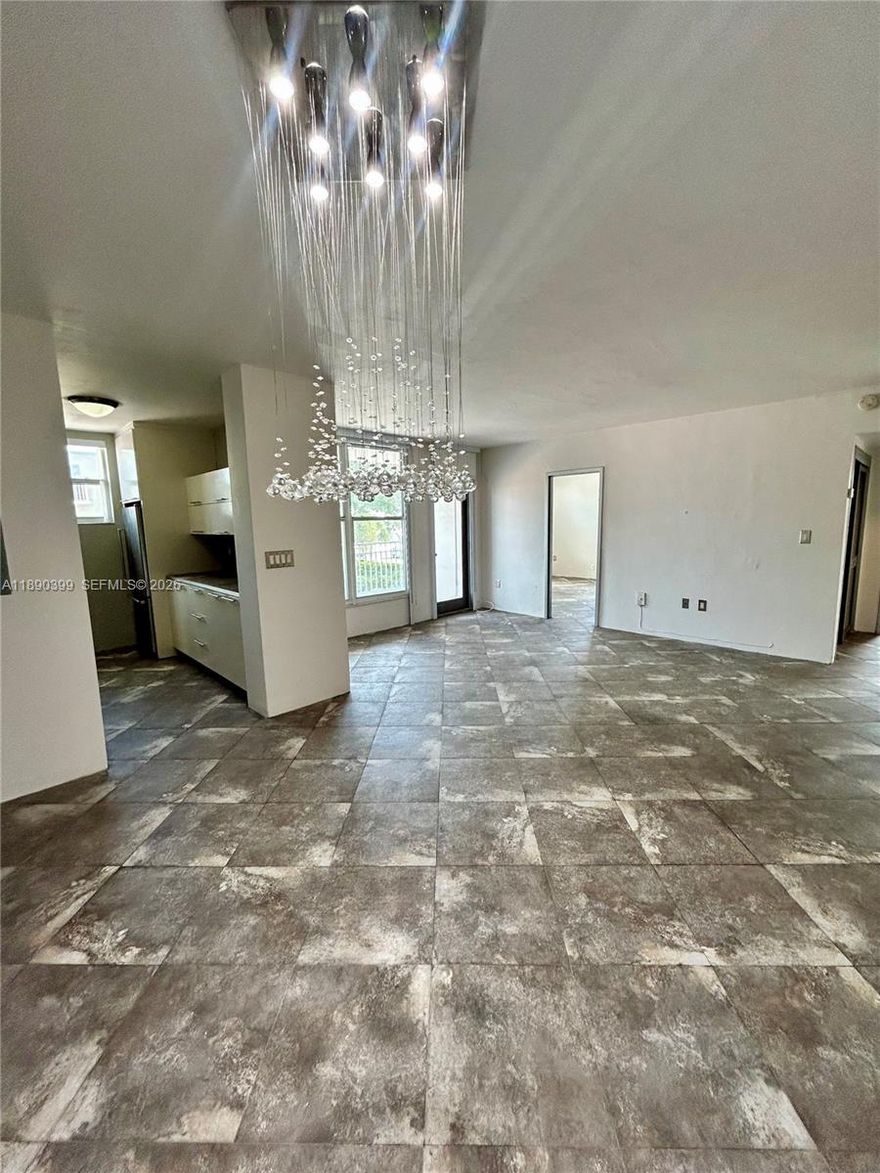 Prime Lincoln Rd 2BR/2BA condo with assigned parking and city views. Walk to the beach, Trader Joe’s, Sunset Harbour, cafés and shops. Building offers pool and retail downstairs. Rare opportunity to own in one of Miami Beach’s most walkable and desirable locations. Unit currently rented offering immediate income for investors, Crypto friendly. Information deemed reliable but not guaranteed