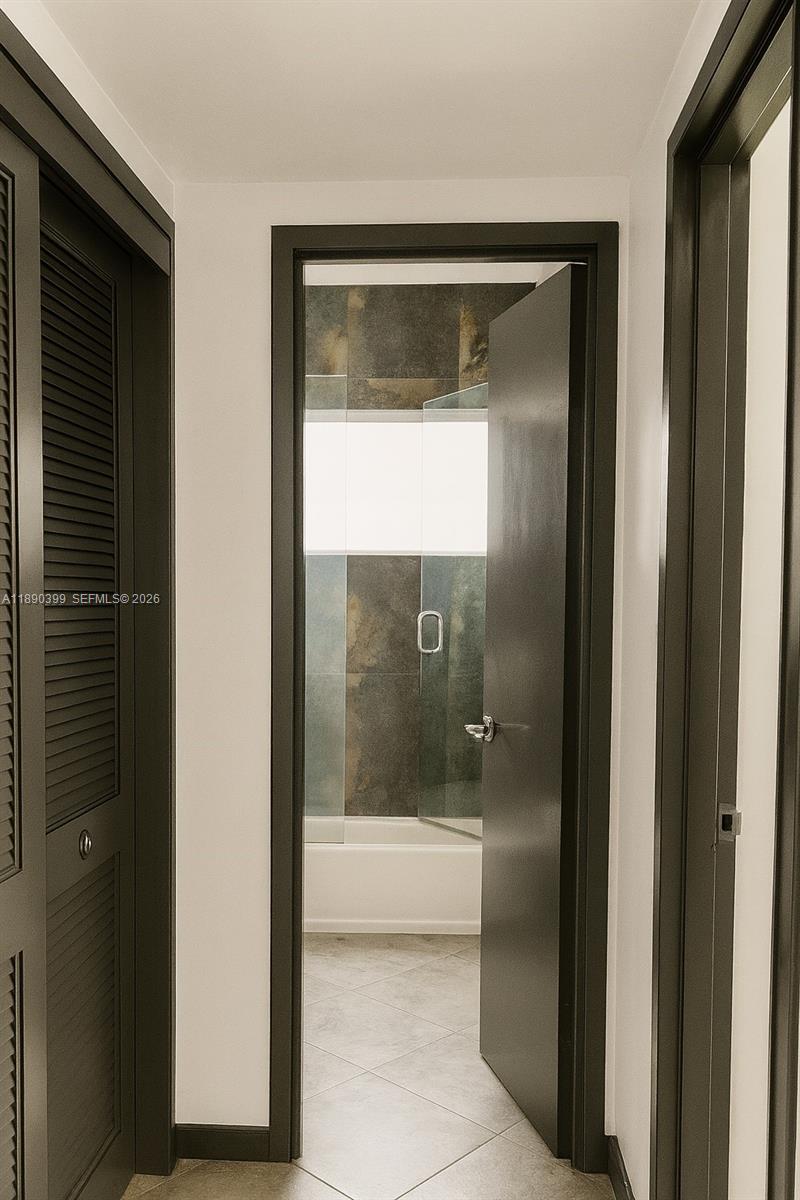 LINCOLN TOWERS CONDO - Residential