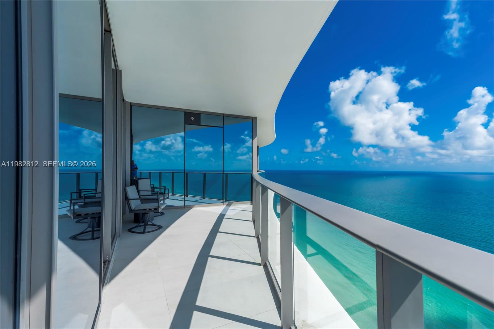 15701 Collins Ave 2903