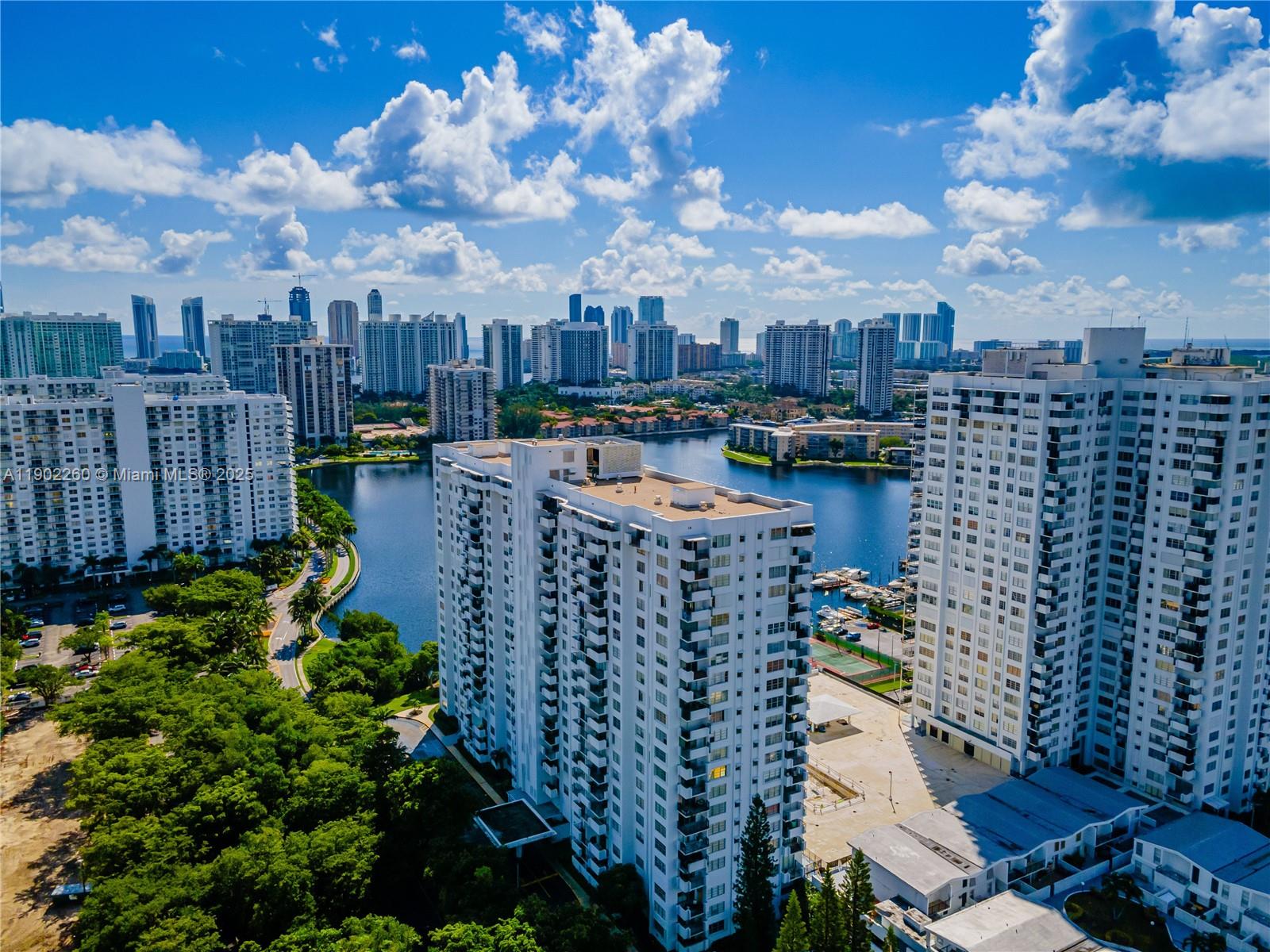 COMMODORE PLAZA CONDO - Residential