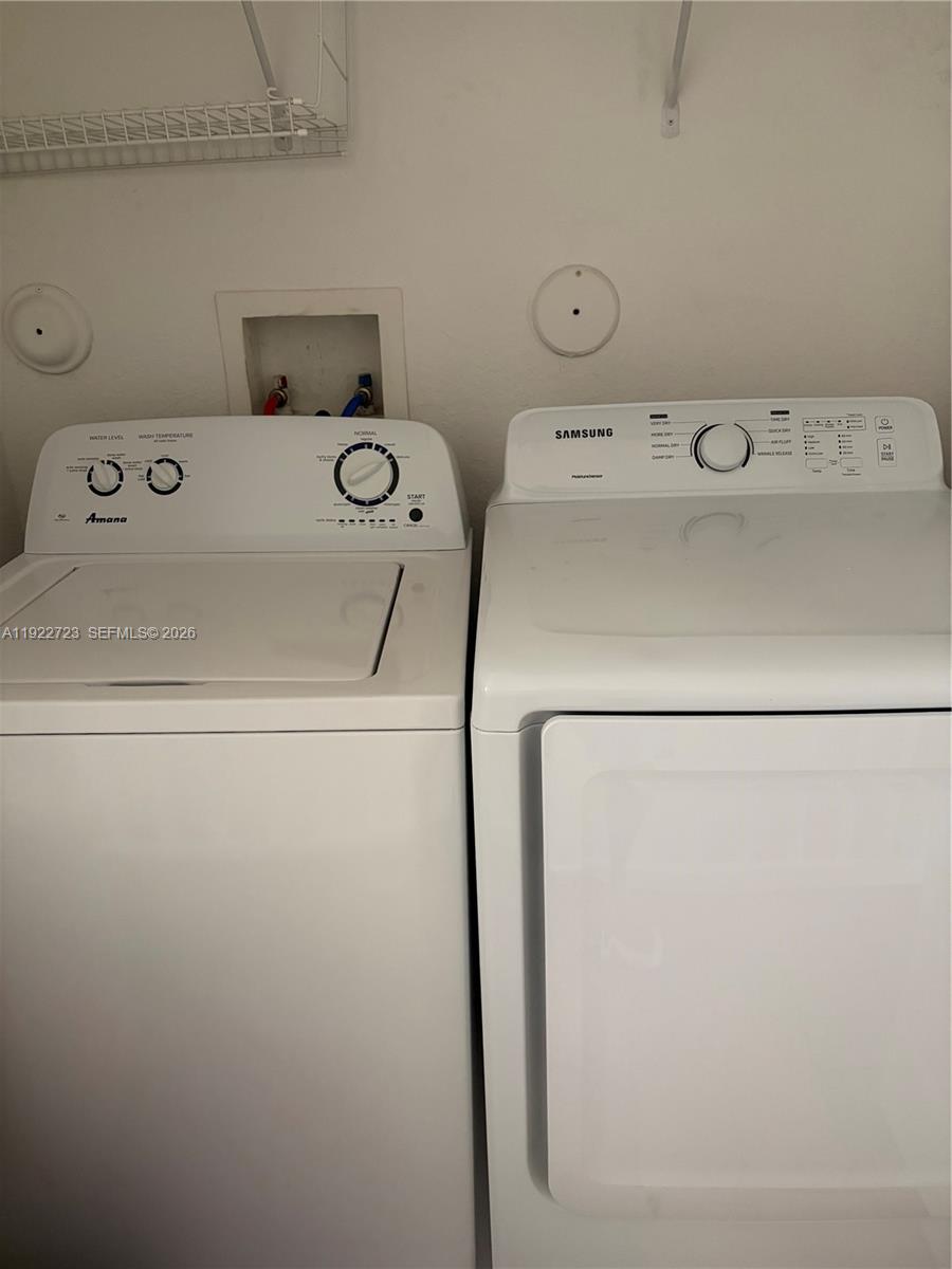 WOODLAND VILLAS 1ST ADD - Residential Lease