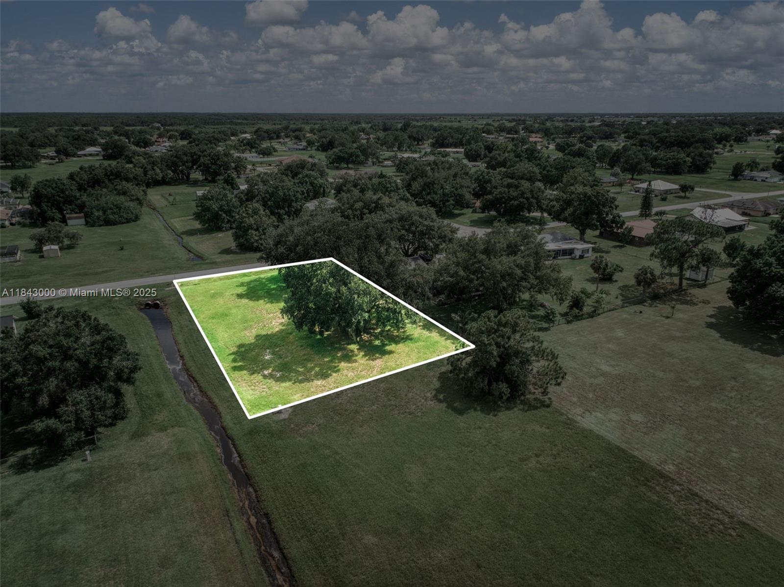 SPRING LAKE VILLAGE II - Land