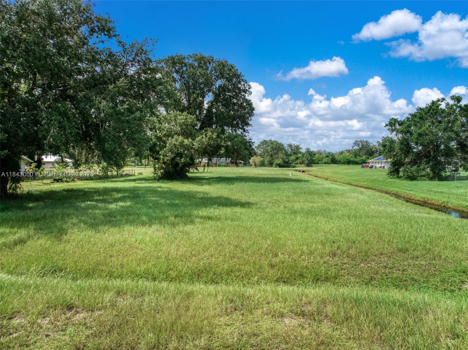 SPRING LAKE VILLAGE II - Land