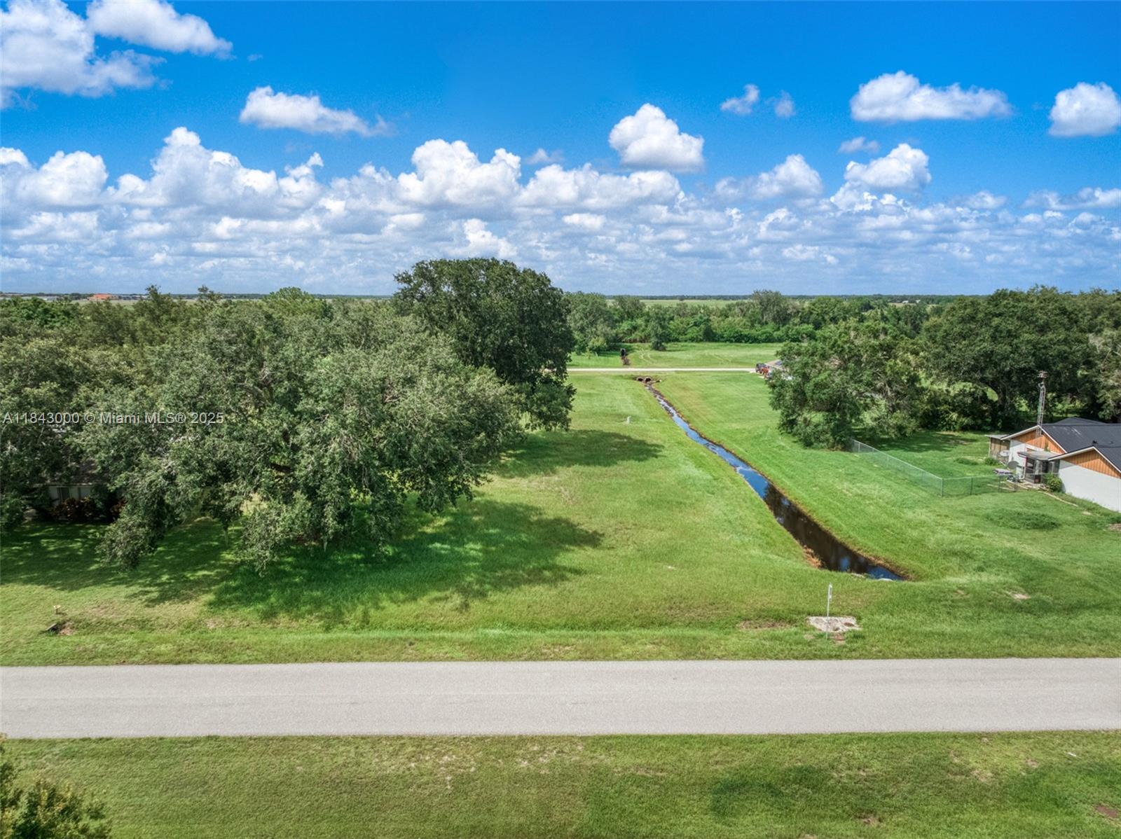 SPRING LAKE VILLAGE II - Land