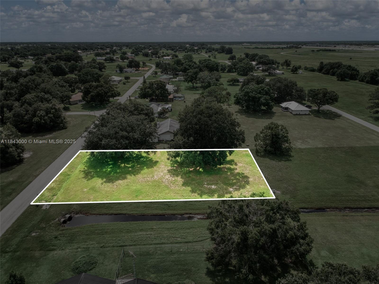 SPRING LAKE VILLAGE II - Land
