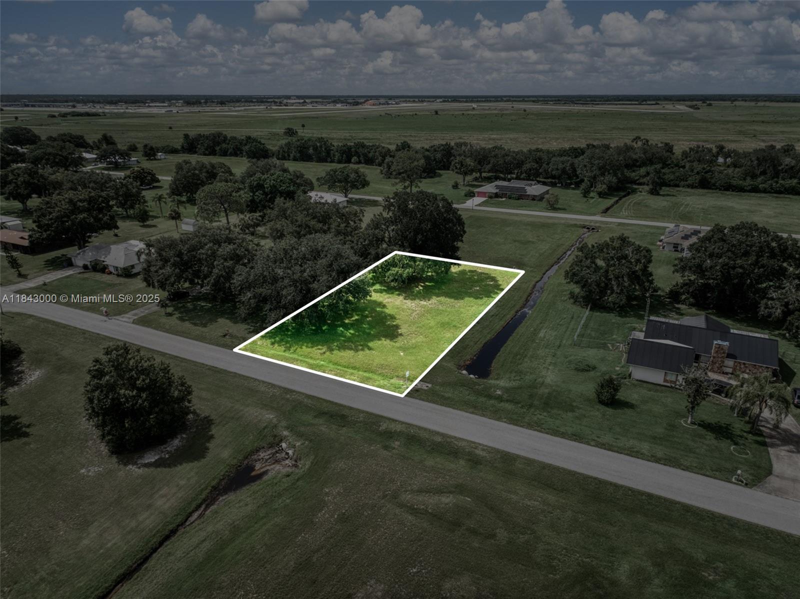 SPRING LAKE VILLAGE II - Land