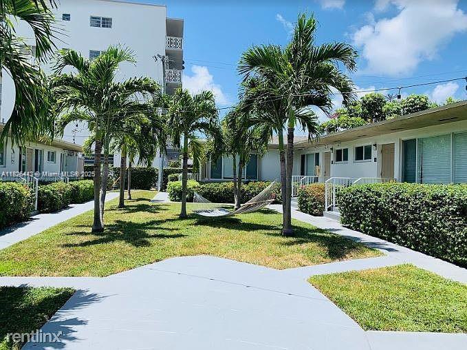 Welcome to your fully furnished 1-bedroom, 1-bath apartment in beautiful Bay Harbor Islands! Located at 1050 98th Street, Unit 4W, Miami Beach, this spacious and comfortable unit offers convenience, style, and a walkable lifestyle just minutes from the beach, Bal Harbour Shops, and dining options.
- Fully furnished ? just bring your suitcase
- 1 spacious bedroom with generous closet space
- 1 clean and modern bathroom
- Bright living and dining area
- Functional kitchen with appliances
- On-site laundry facilities
- Assigned parking included