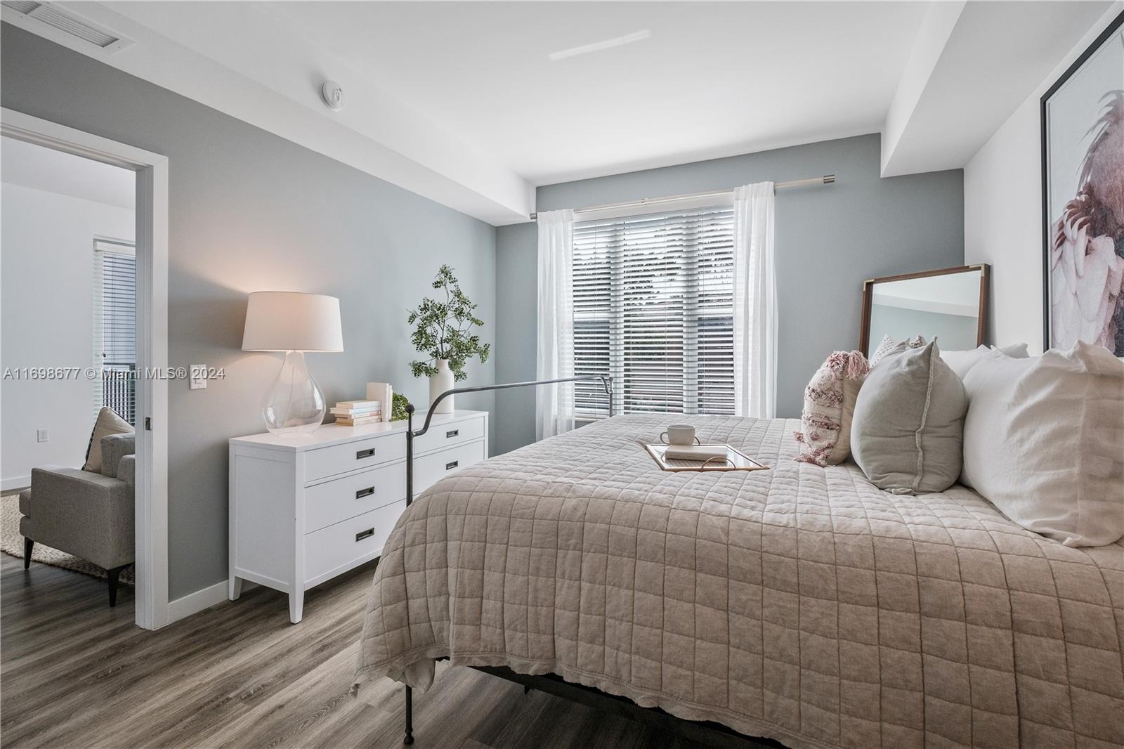 LAUDERDALE FIRST ADD RESU - Residential Lease