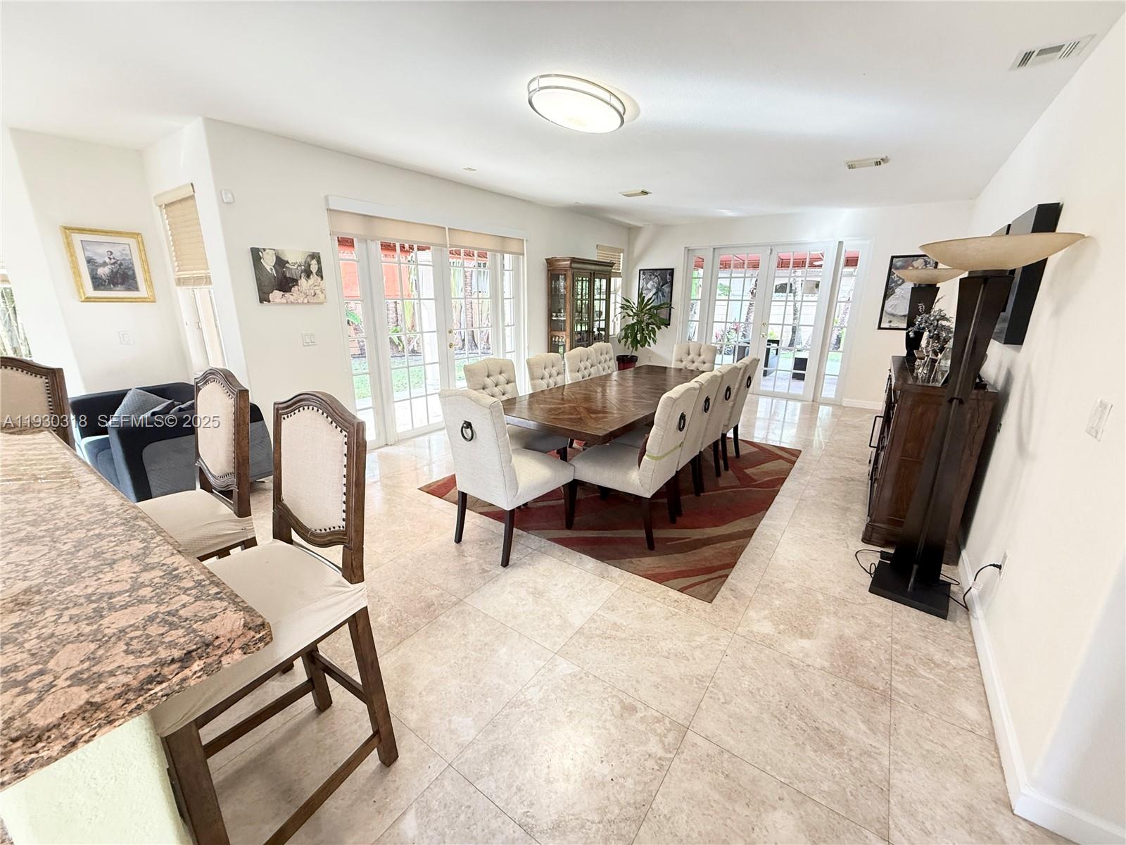 CENTURY GARDENS VILLAS - Residential