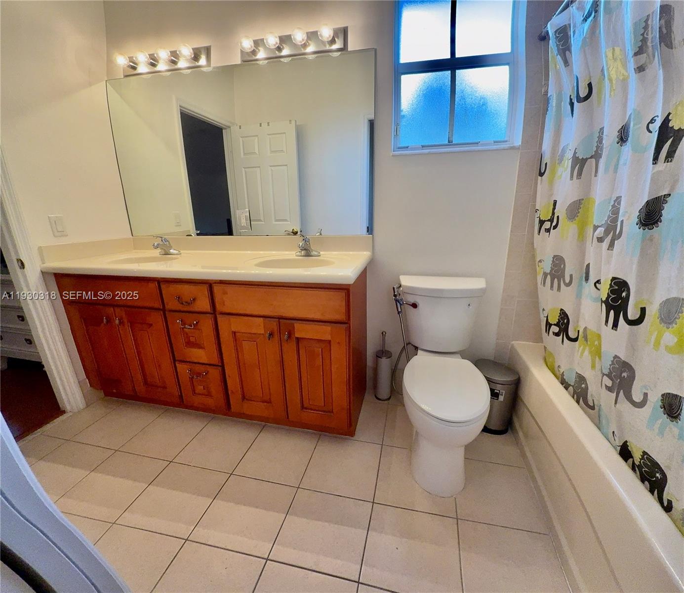 CENTURY GARDENS VILLAS - Residential