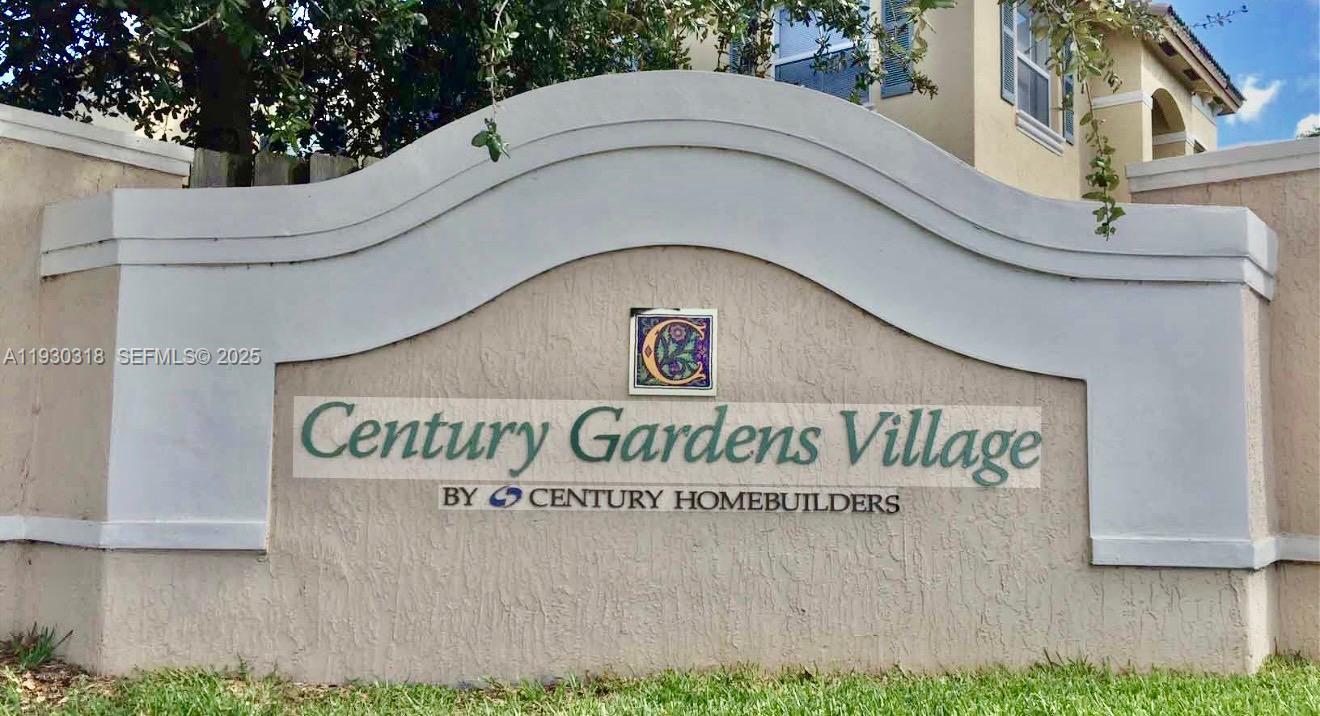 CENTURY GARDENS VILLAS - Residential