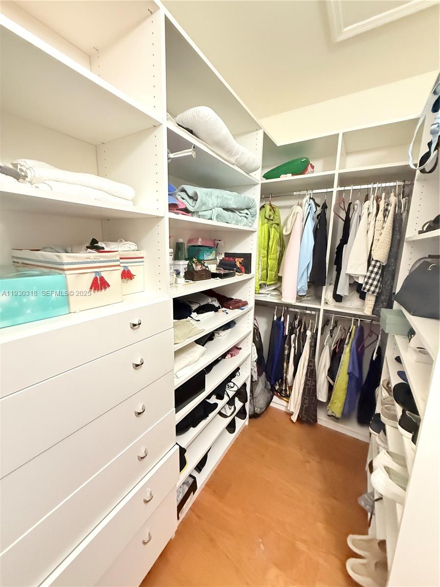 CENTURY GARDENS VILLAS - Residential