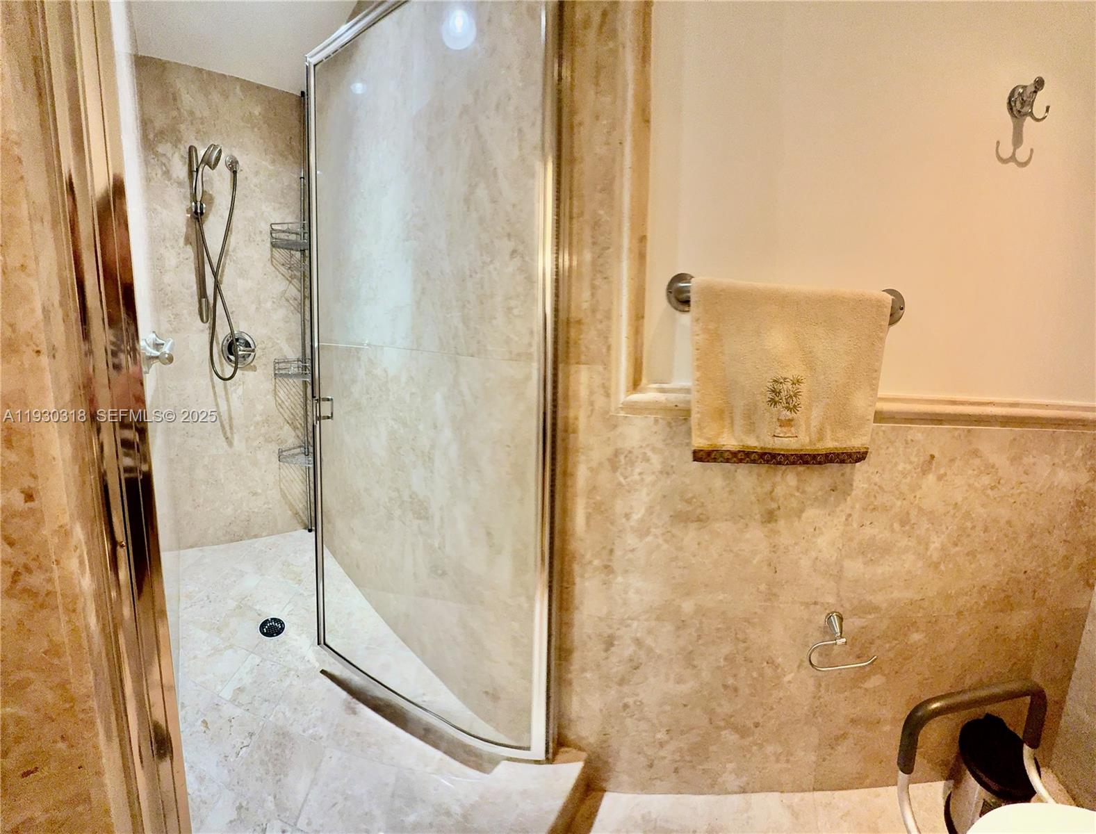 CENTURY GARDENS VILLAS - Residential