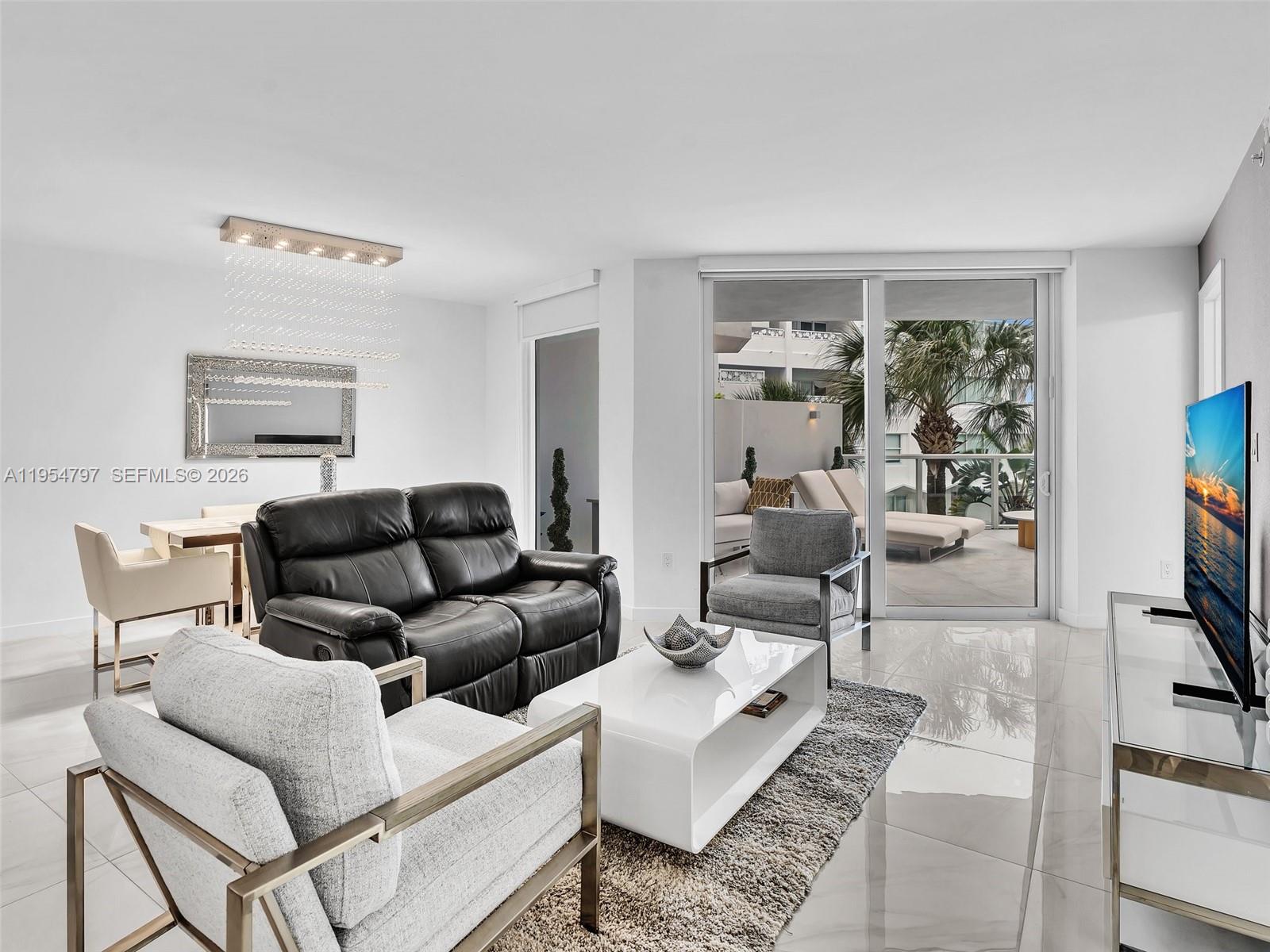 BAY HARBOUR ISLAND - Residential