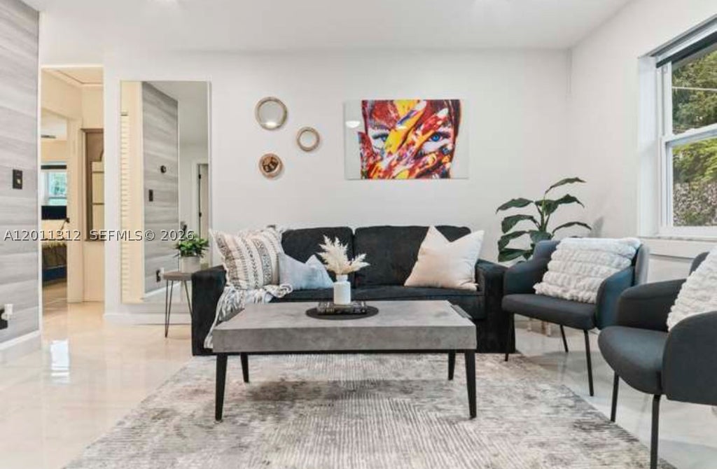 Photo of 2320 SW 18th Ter #1, Fort Lauderdale, FL 33315 (MLS # A12011312)