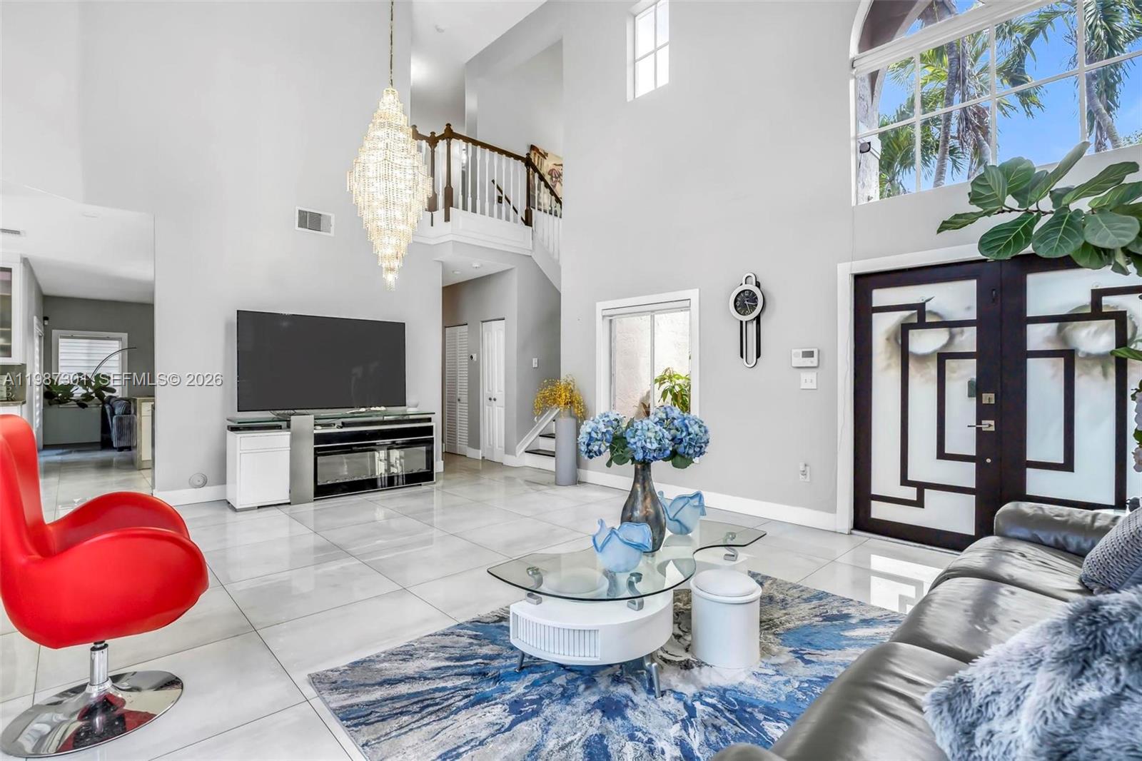 TWIN LAKE SHORES CENTRAL - Residential