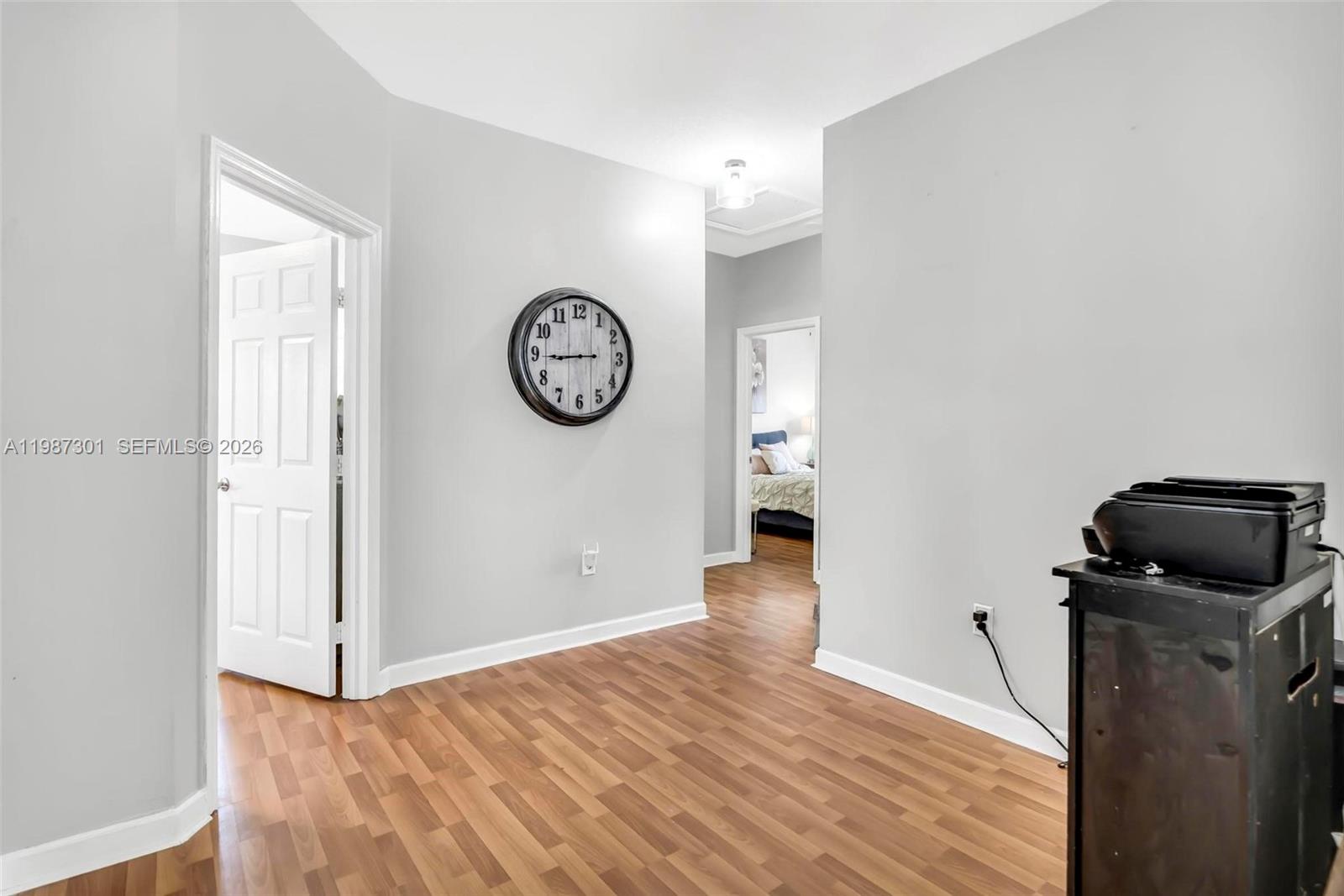 TWIN LAKE SHORES CENTRAL - Residential