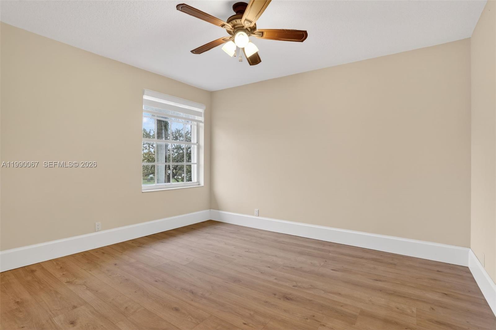 KENSINGTON - Residential