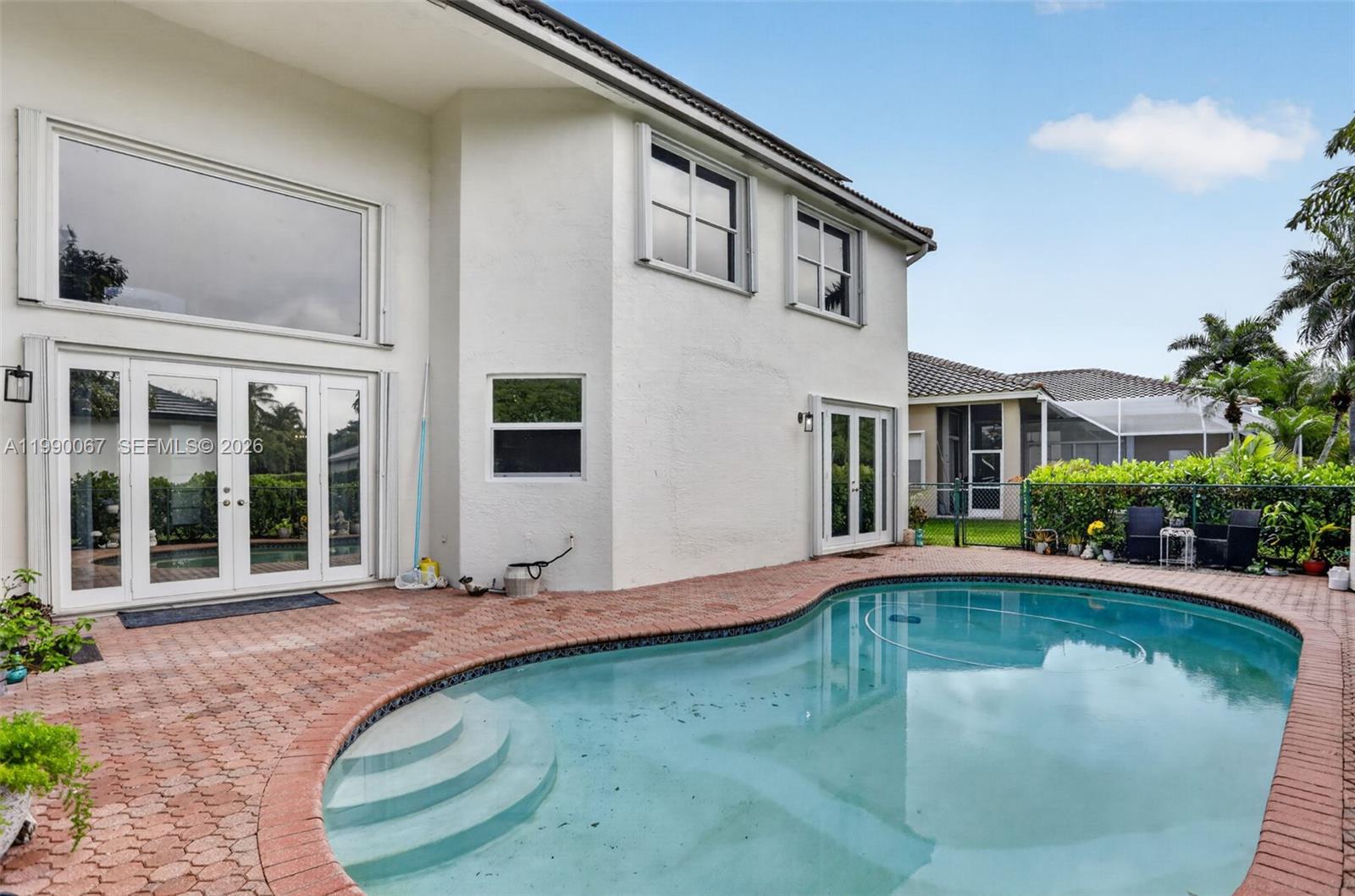 KENSINGTON - Residential