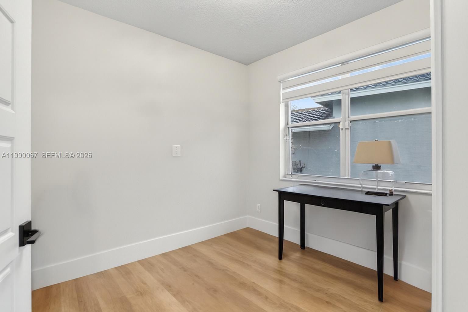 KENSINGTON - Residential