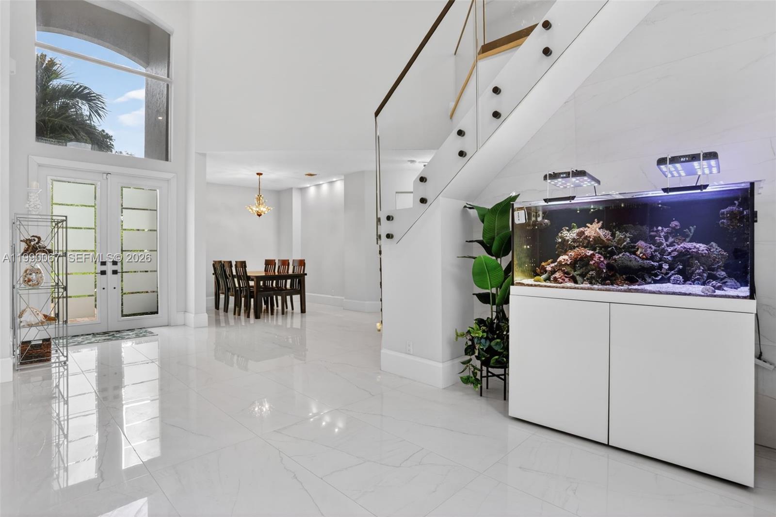 KENSINGTON - Residential