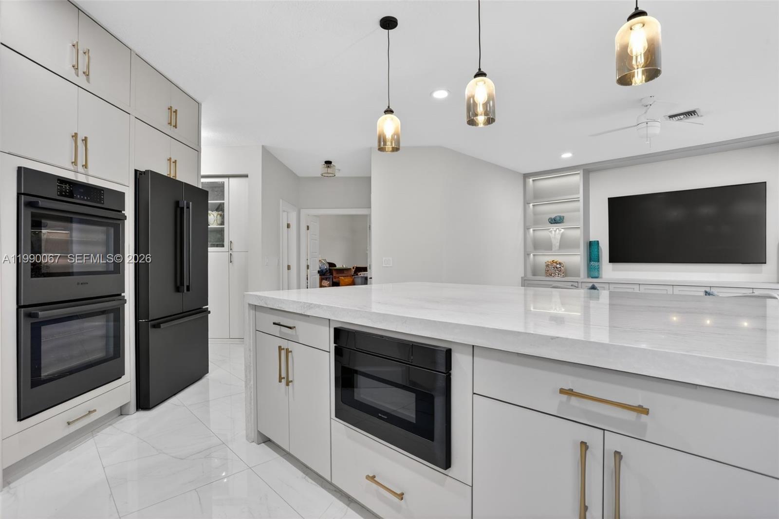 KENSINGTON - Residential