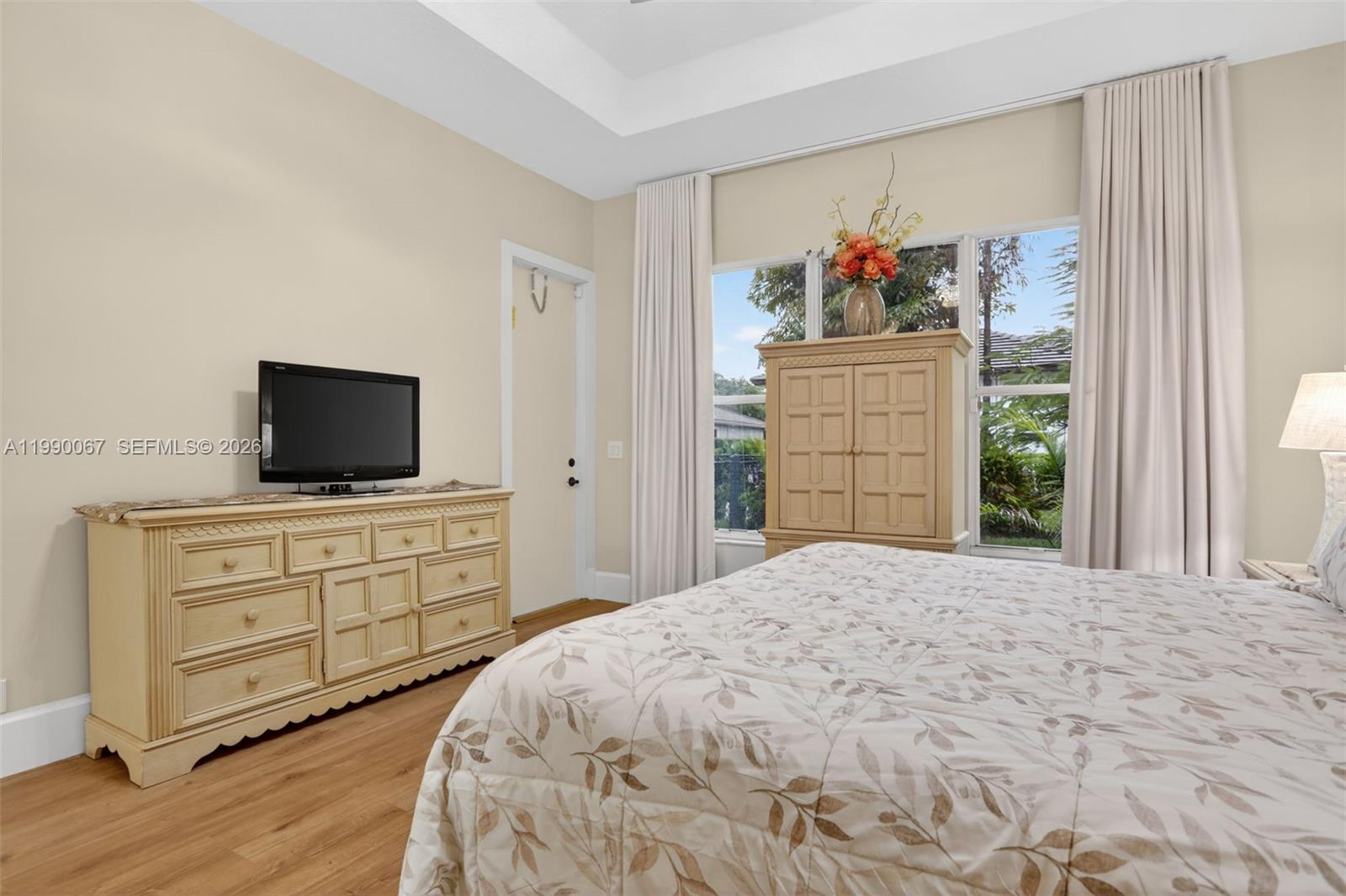 KENSINGTON - Residential