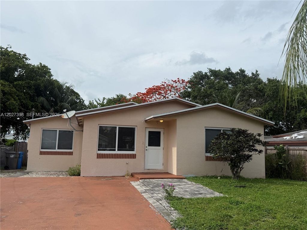 Photo of 4711 SW 23rd St #0, West Park, FL 33023 (MLS # A12027398)