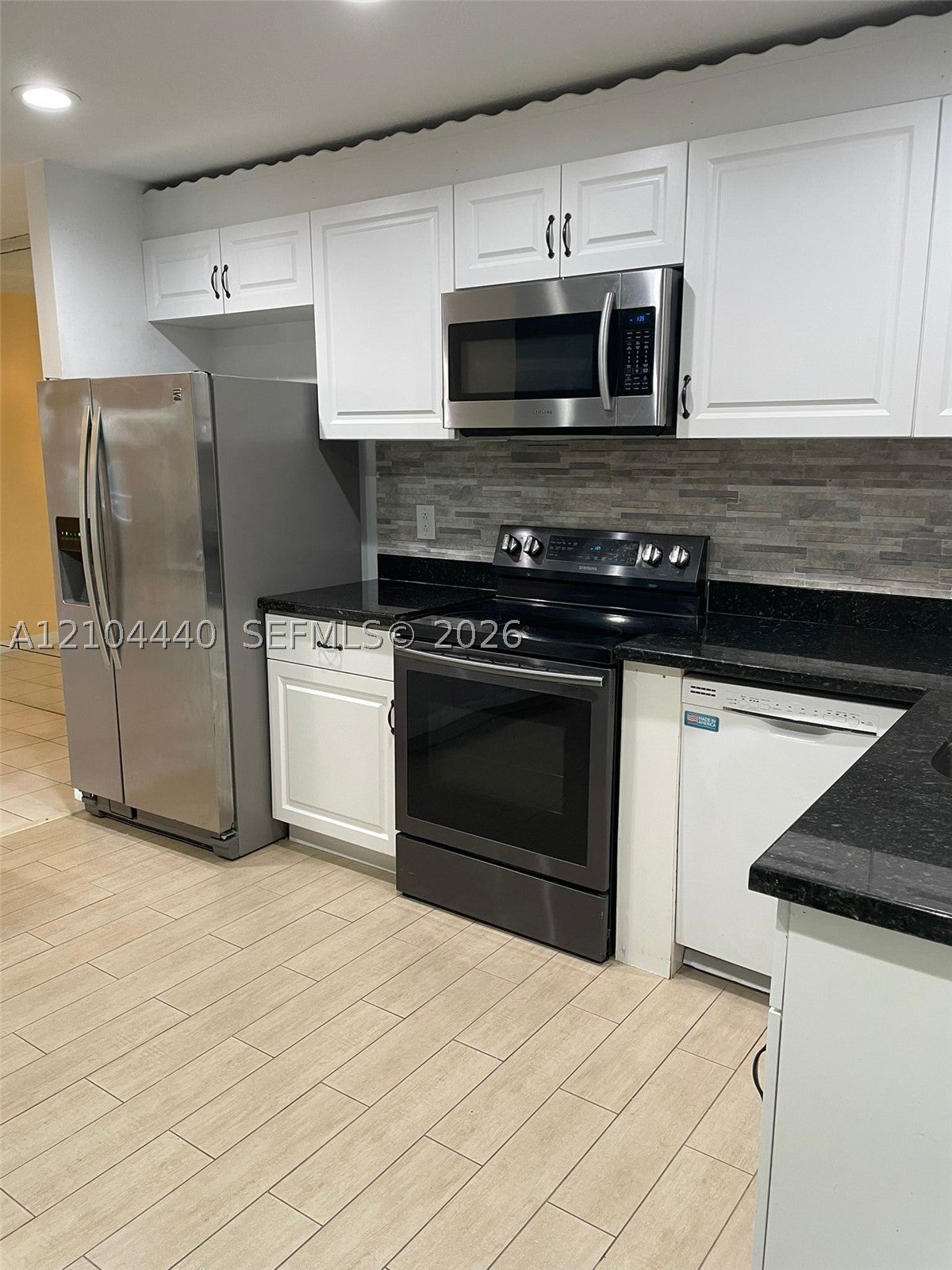 251 SW 96th Ter 251