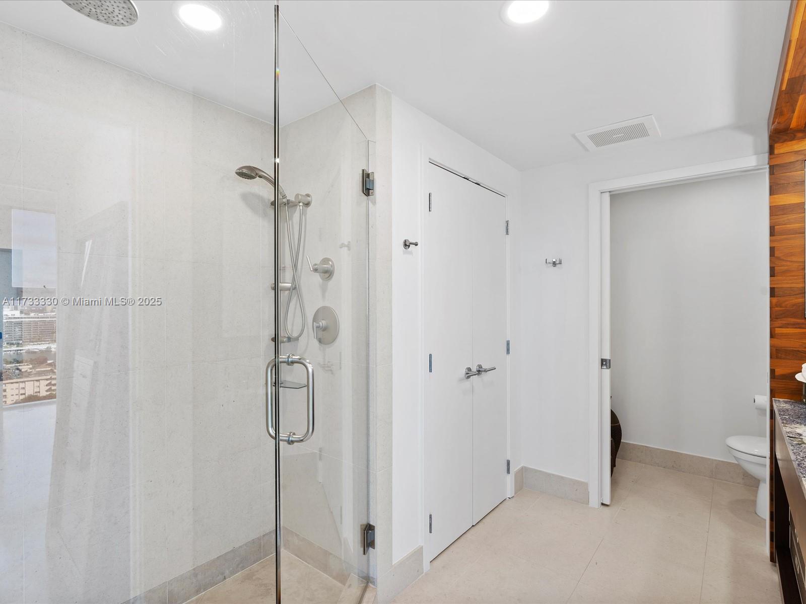 NORTH CARILLON BEACH COND - Residential