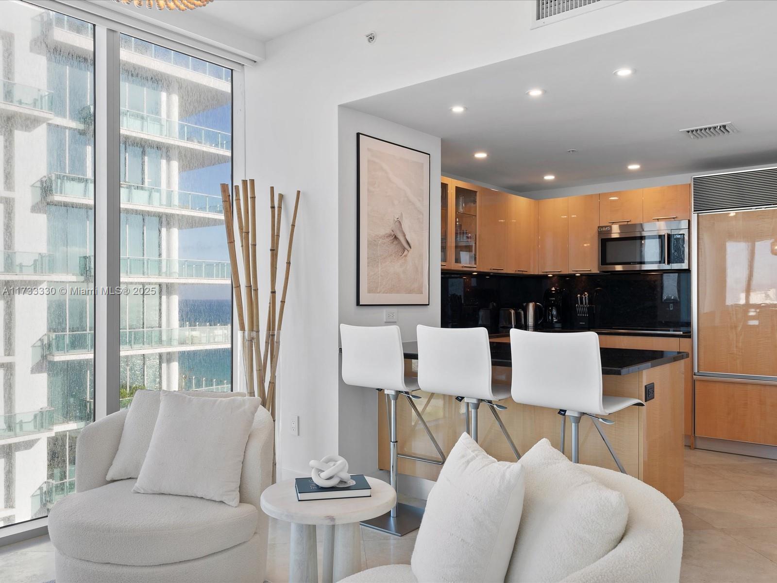 NORTH CARILLON BEACH COND - Residential