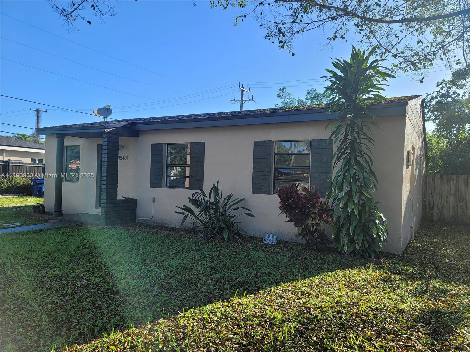GUAVA GROVE ESTATES 1ST A - Residential Lease