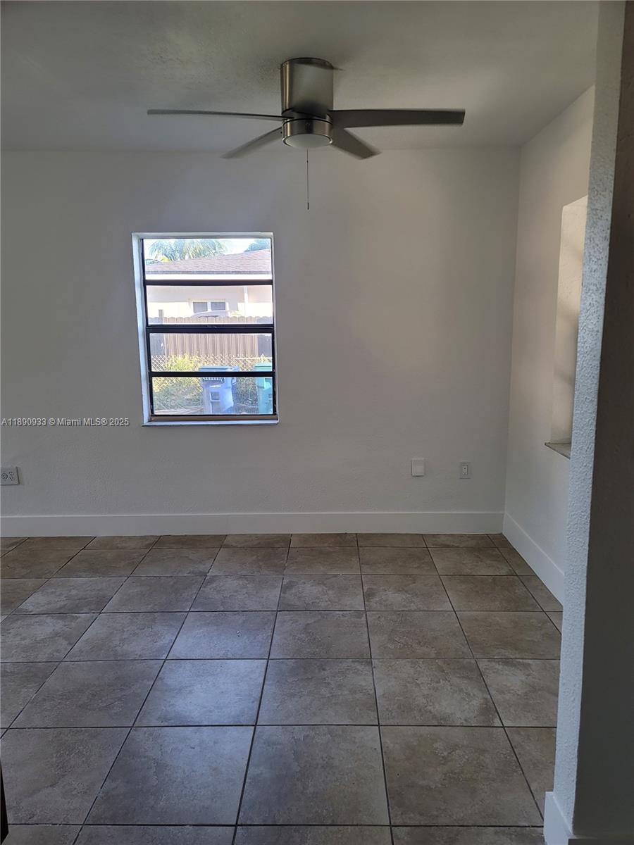 GUAVA GROVE ESTATES 1ST A - Residential Lease