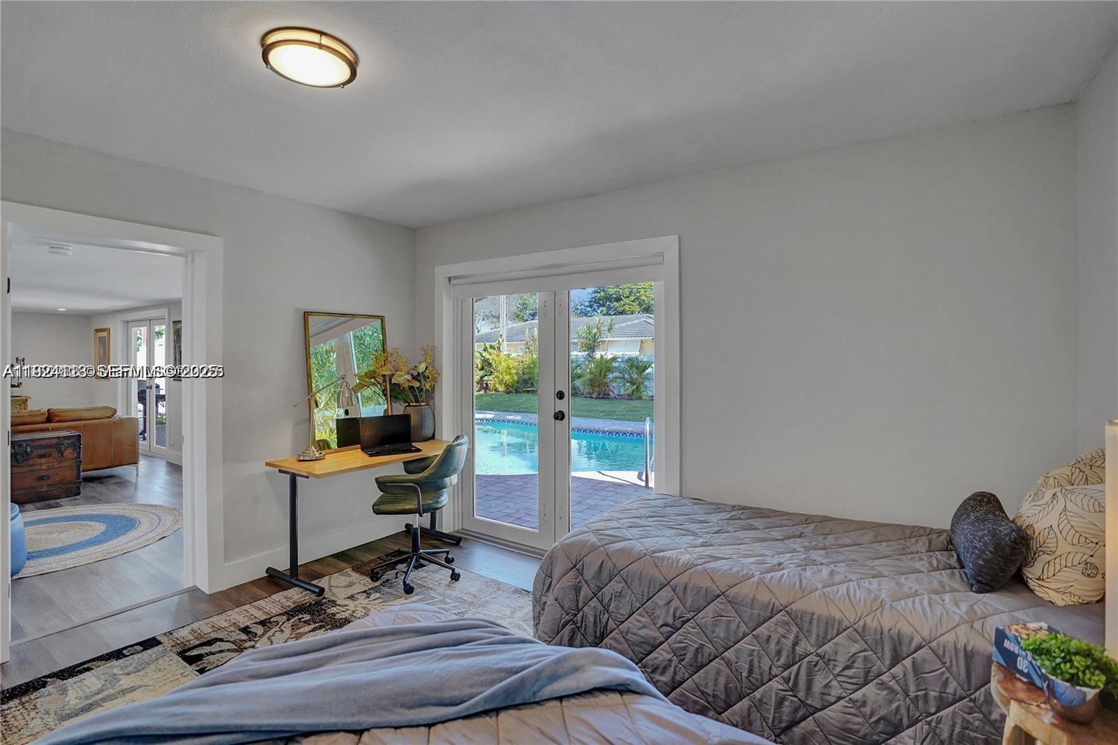 FLORA GARDENS - Residential