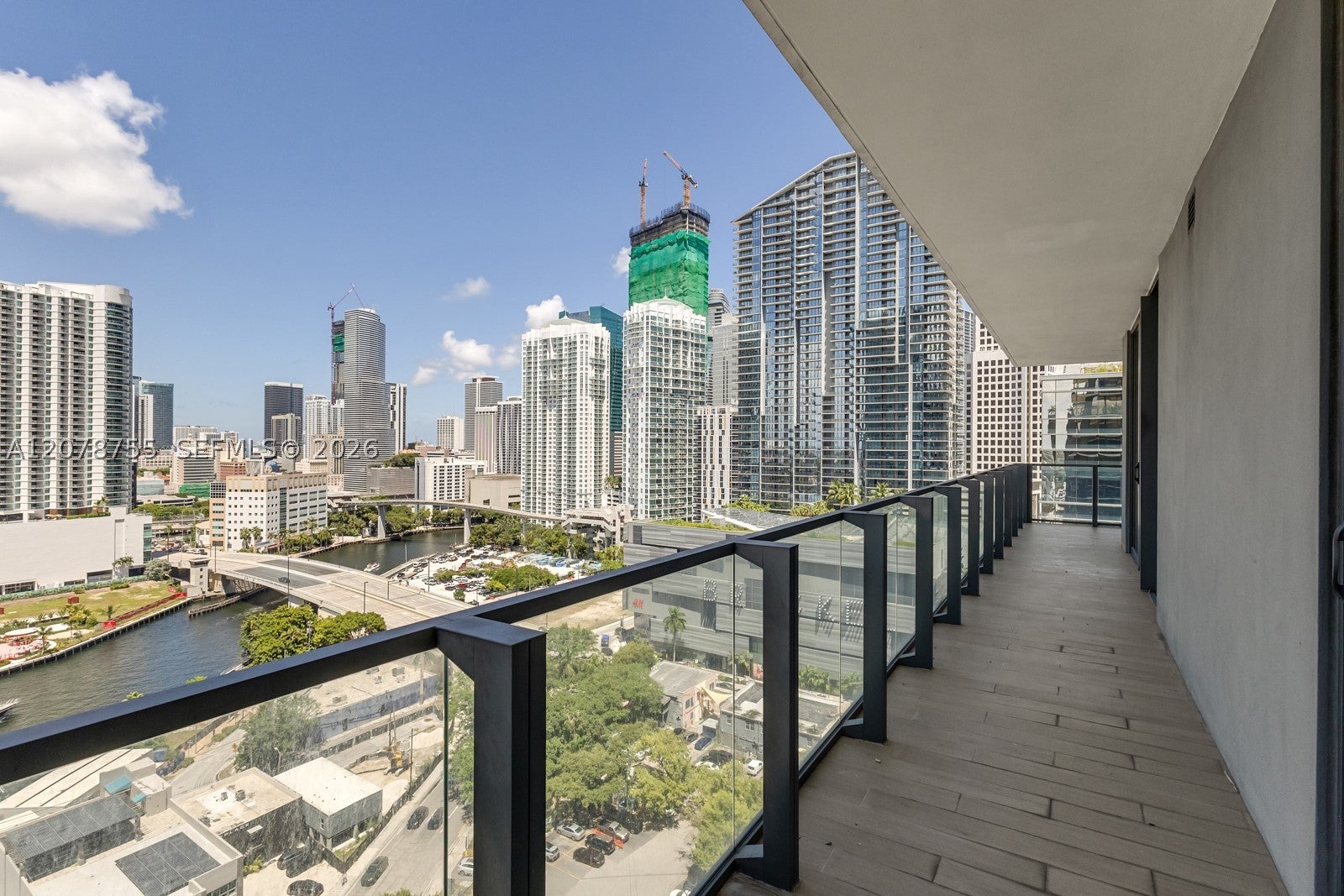 88 SW 7th St