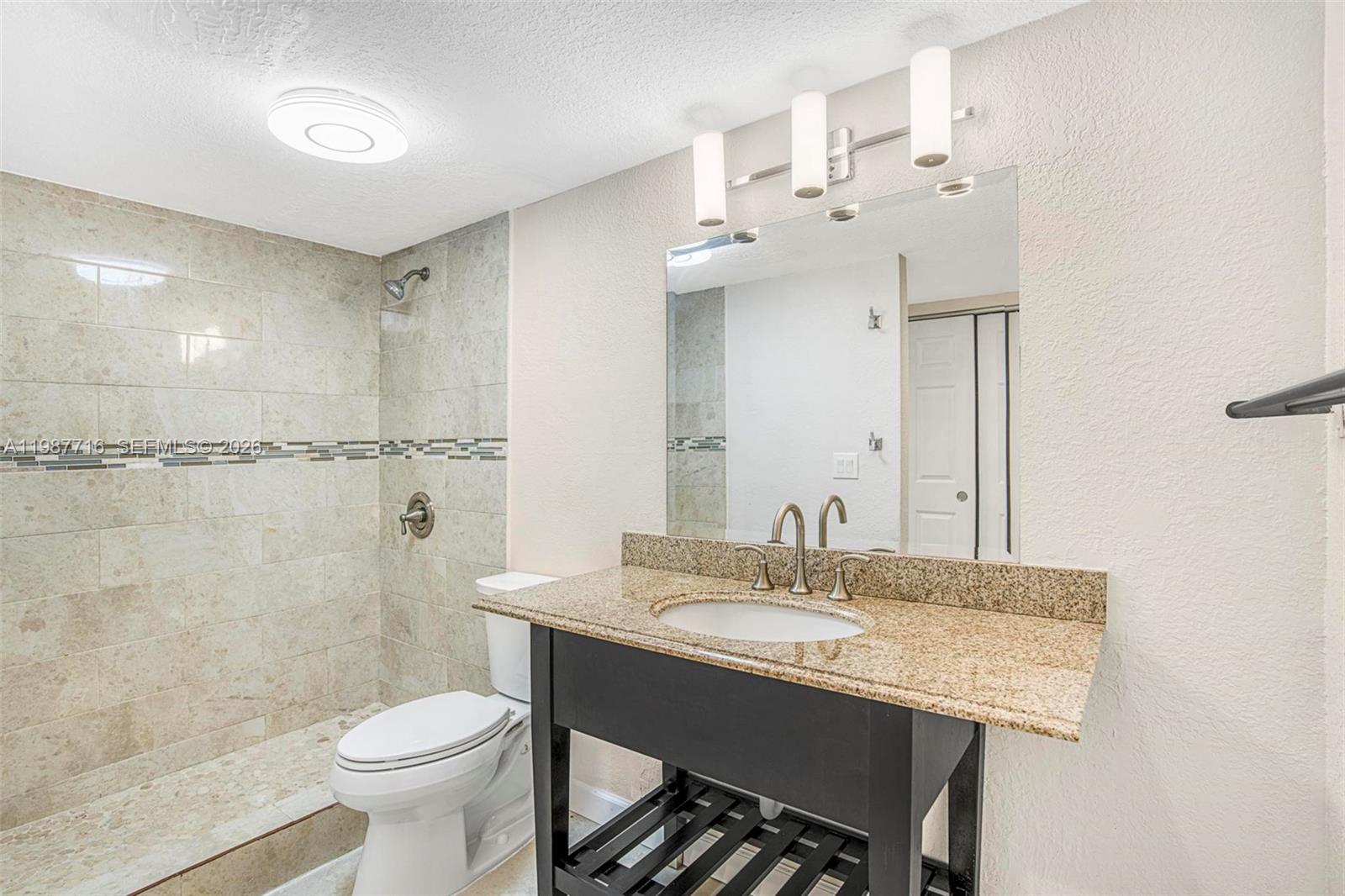 LIVE OAK CONDO SEVEN - Residential Lease