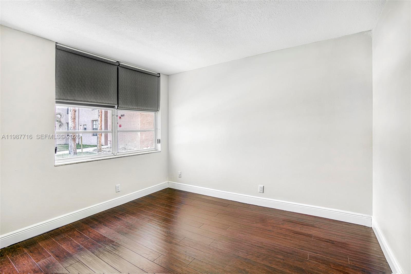 LIVE OAK CONDO SEVEN - Residential Lease