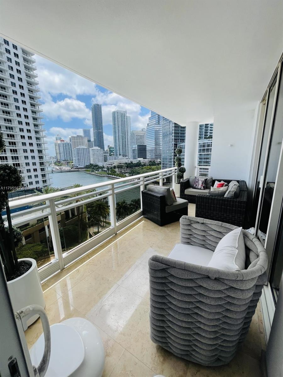 901 Brickell Key Blvd 1002, Miami, Broward County, Florida - 1 Bedrooms  
2 Bathrooms - 