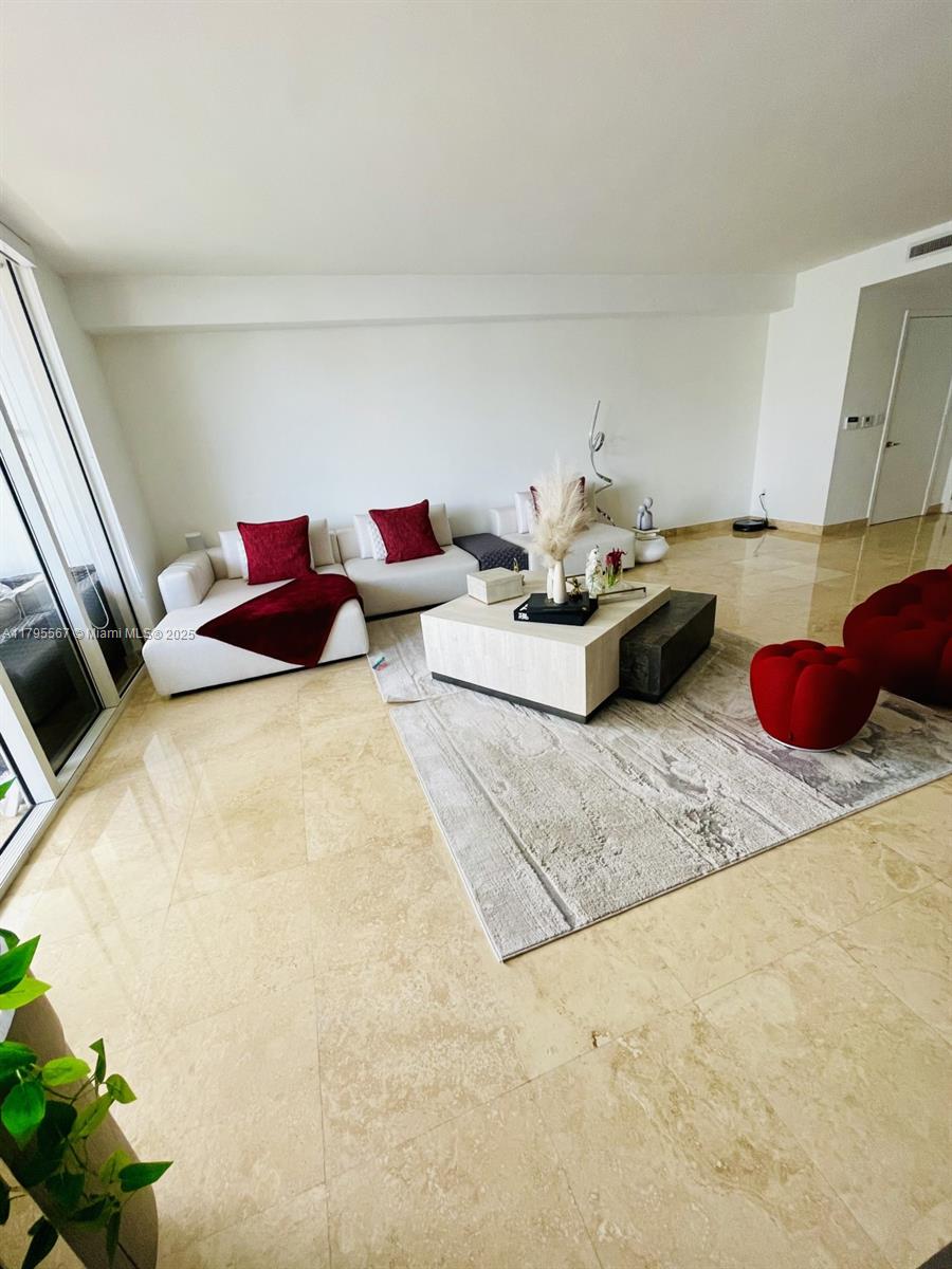 901 Brickell Key Blvd 1002