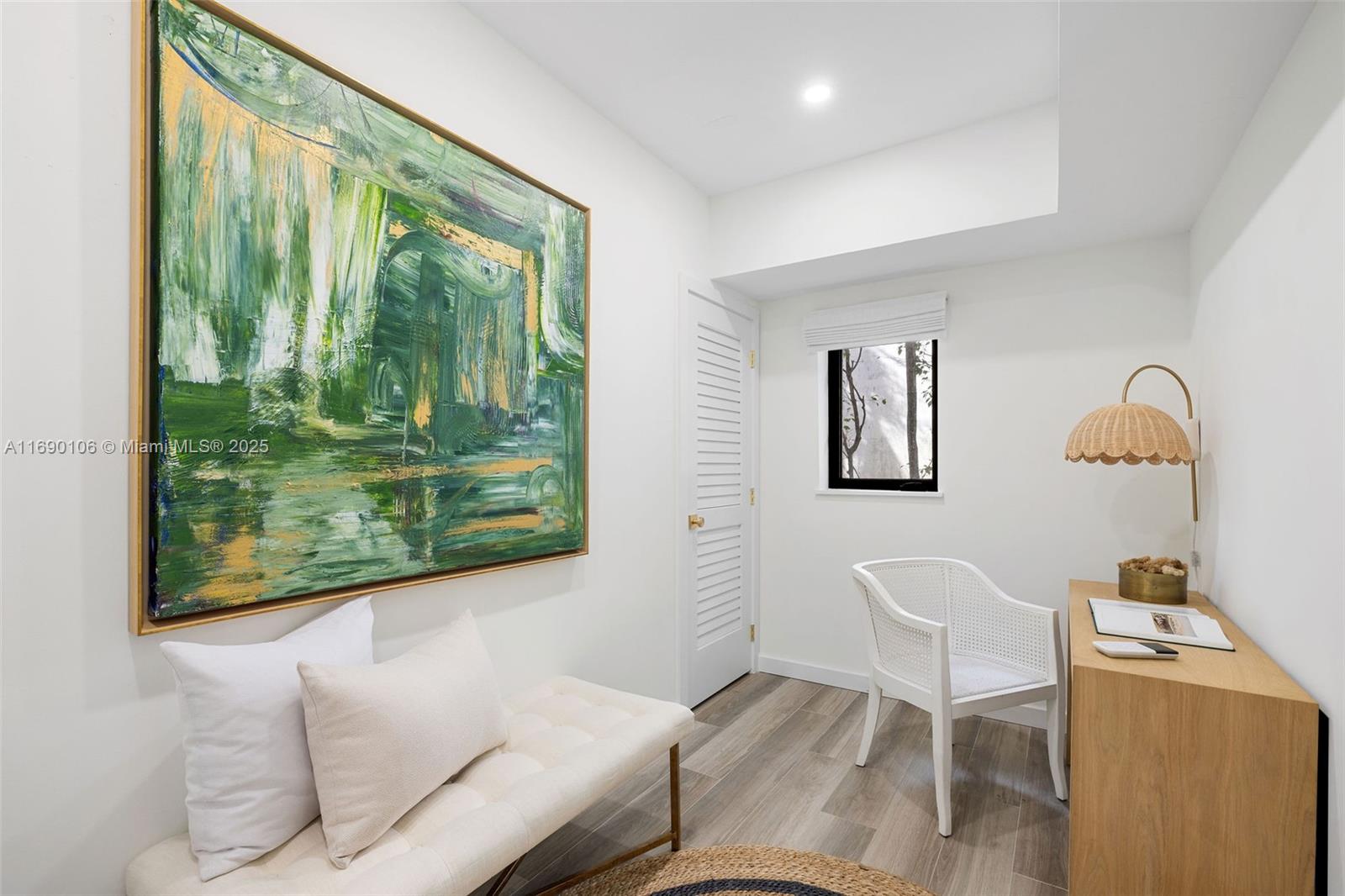 SURPRISE LAKE - Residential