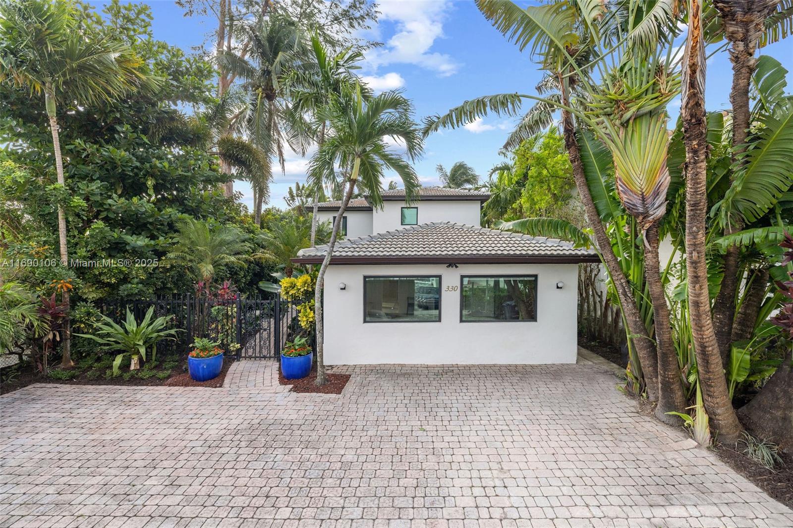 SURPRISE LAKE - Residential