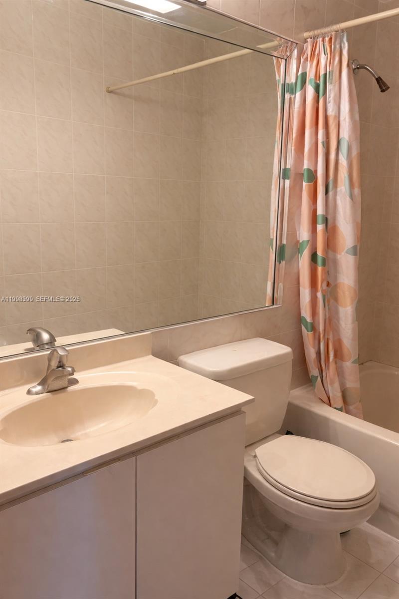 3RD ADDN TO WESTBROOKE SU - Residential