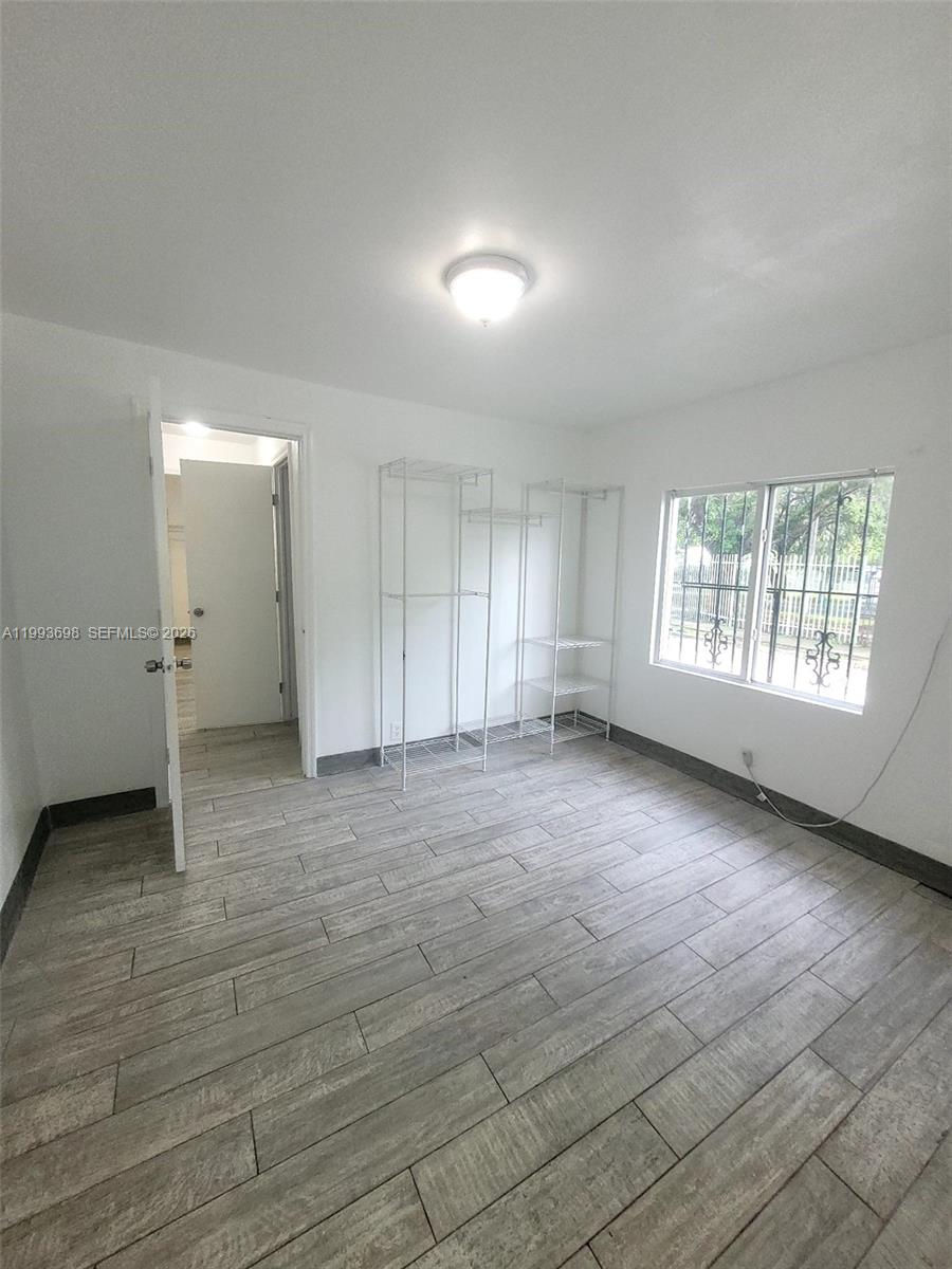 DIXIE HIGHWAY TRACK - Residential