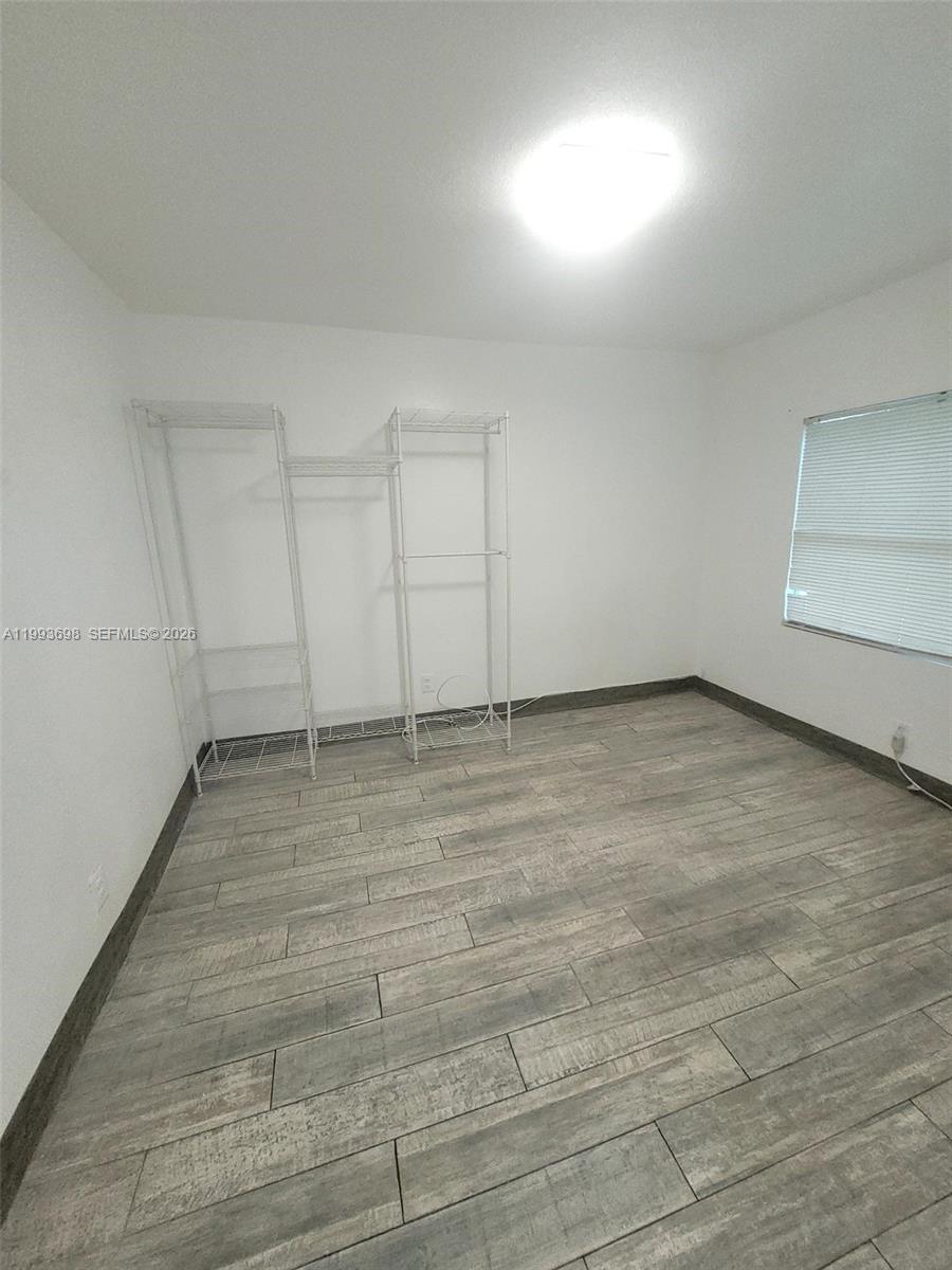 DIXIE HIGHWAY TRACK - Residential